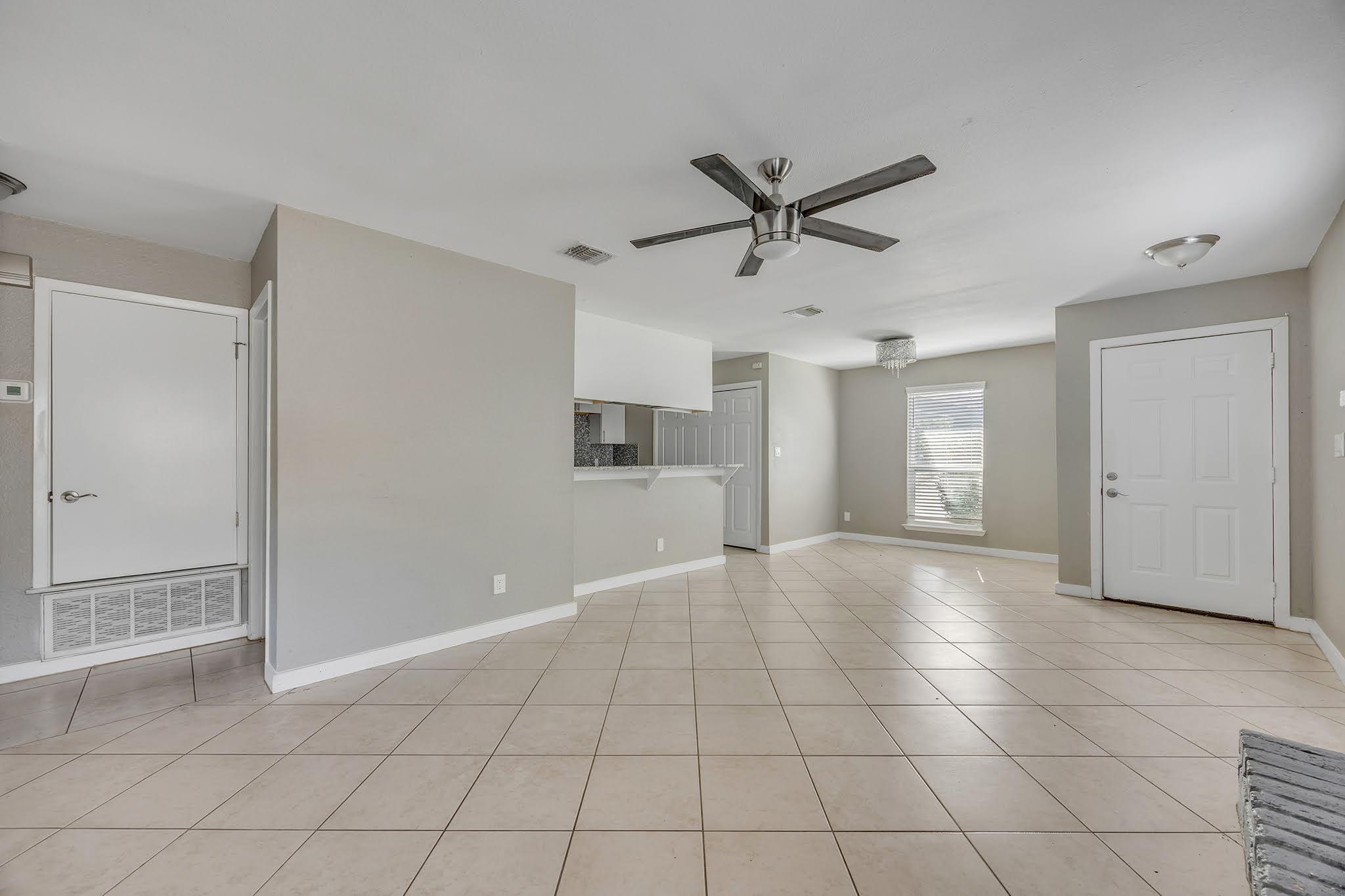 9710 Teasdale Te Ter #a Property Photo 6
