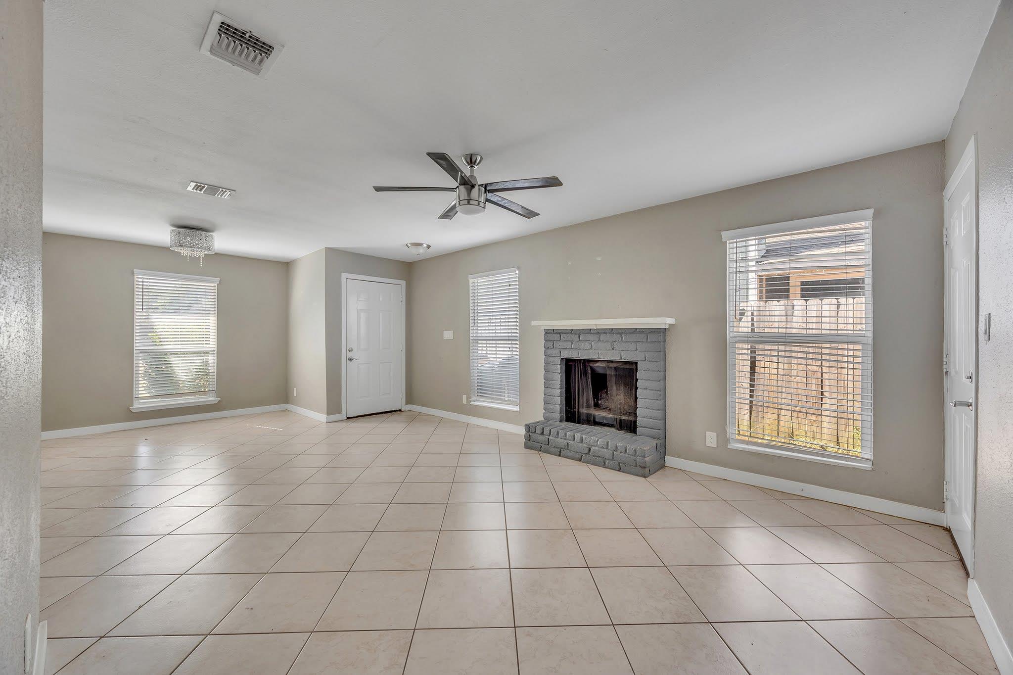 9710 Teasdale Te Ter #a Property Photo 7