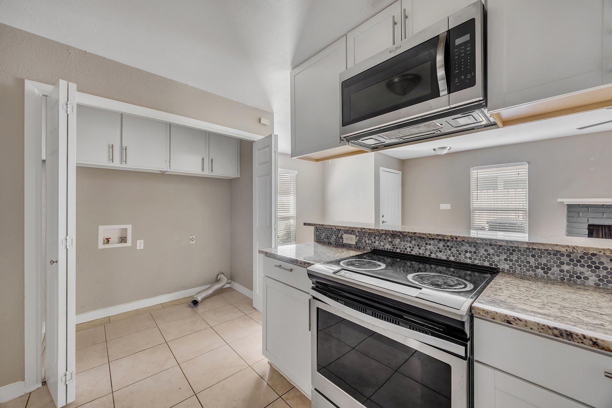 9710 Teasdale Te Ter #a Property Photo 12