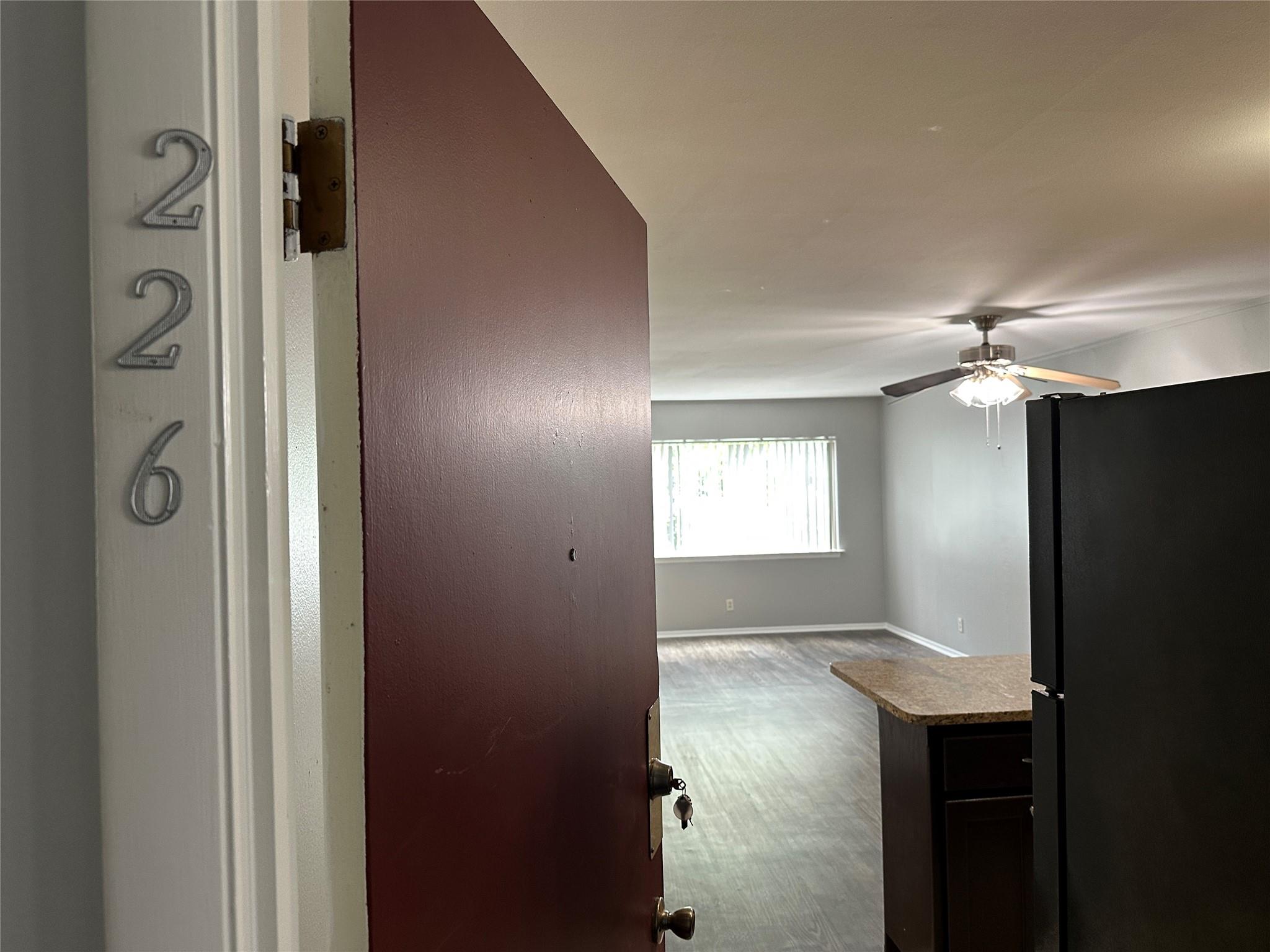 601 W 11th St #226 Property Photo 8