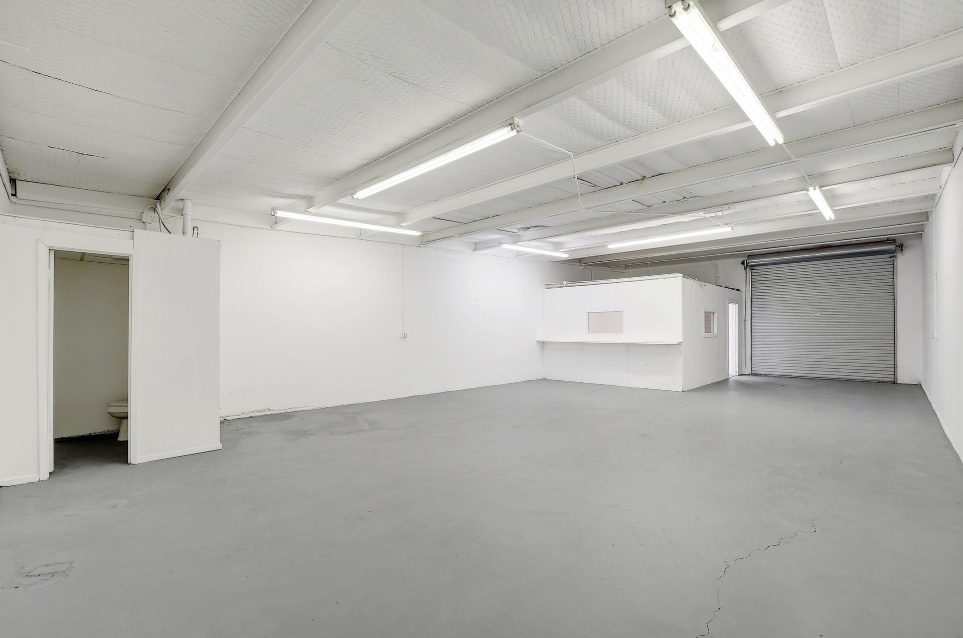 1419 Fleming Dr #warehouse 5 Property Photo 1