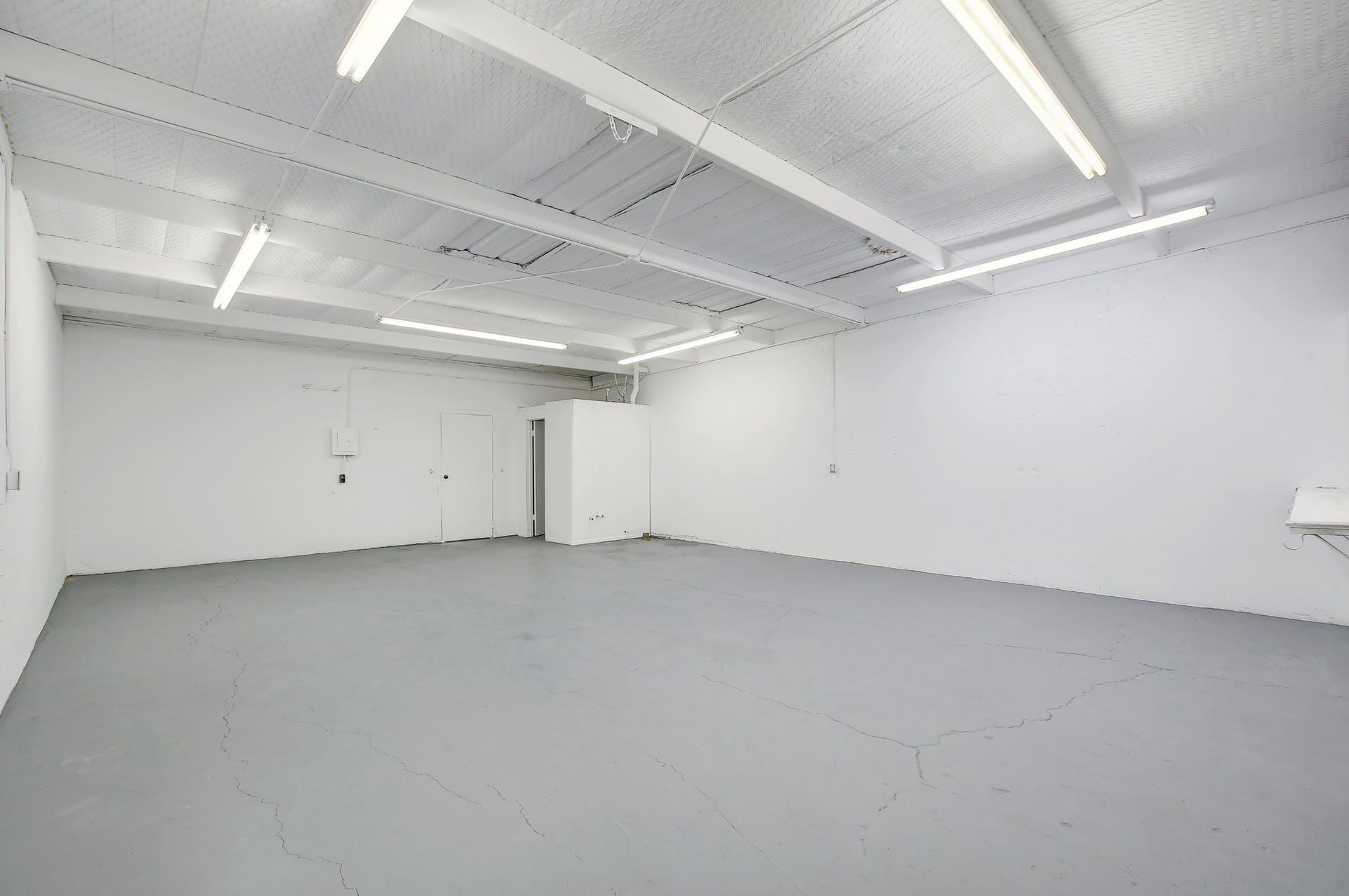 1419 Fleming Dr #warehouse 5 Property Photo 4