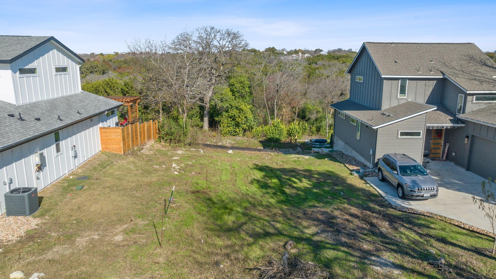 1316 E Applegate Dr Property Photo 1