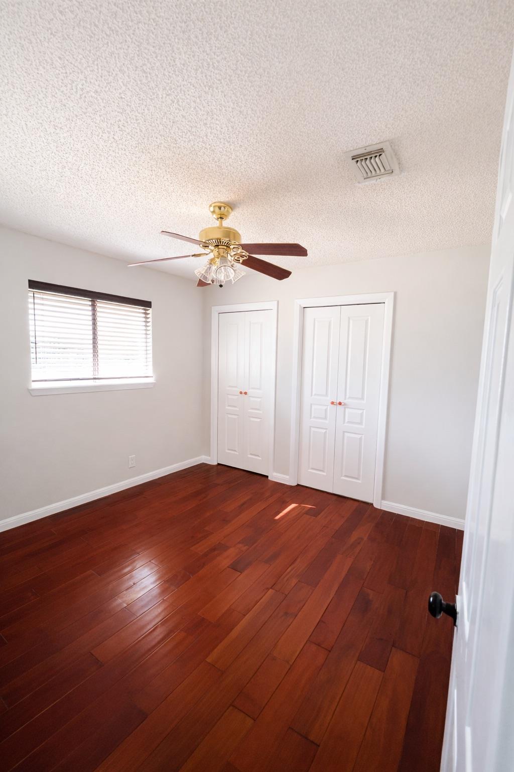 4500 Woodmoor Cir Property Photo 3