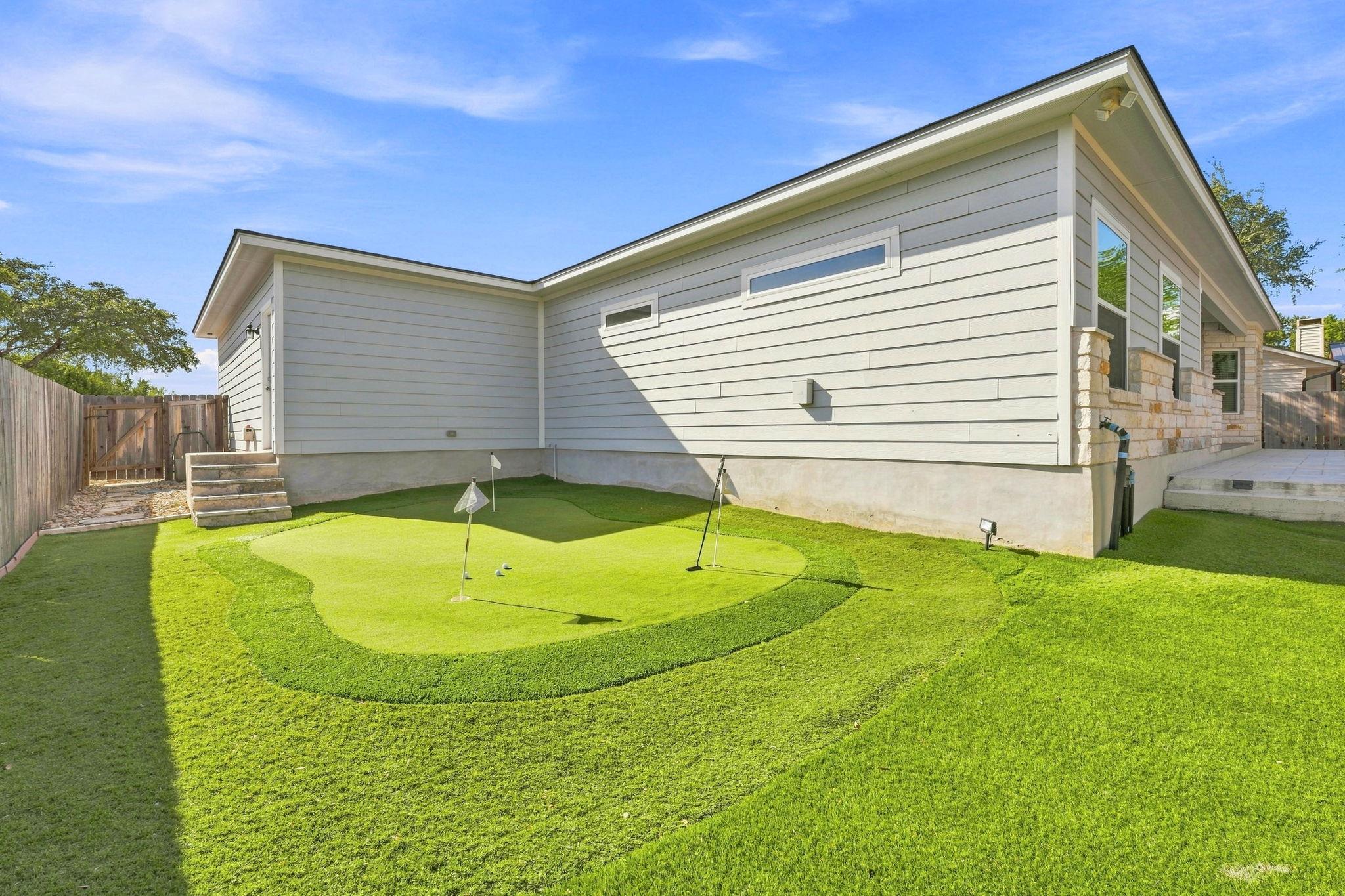 2111 American Dr Property Photo 6