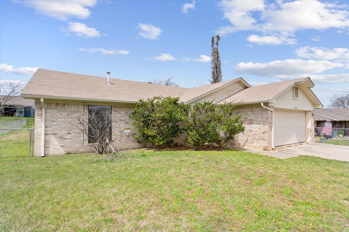 3309 Tallwood Dr Property Photo 2
