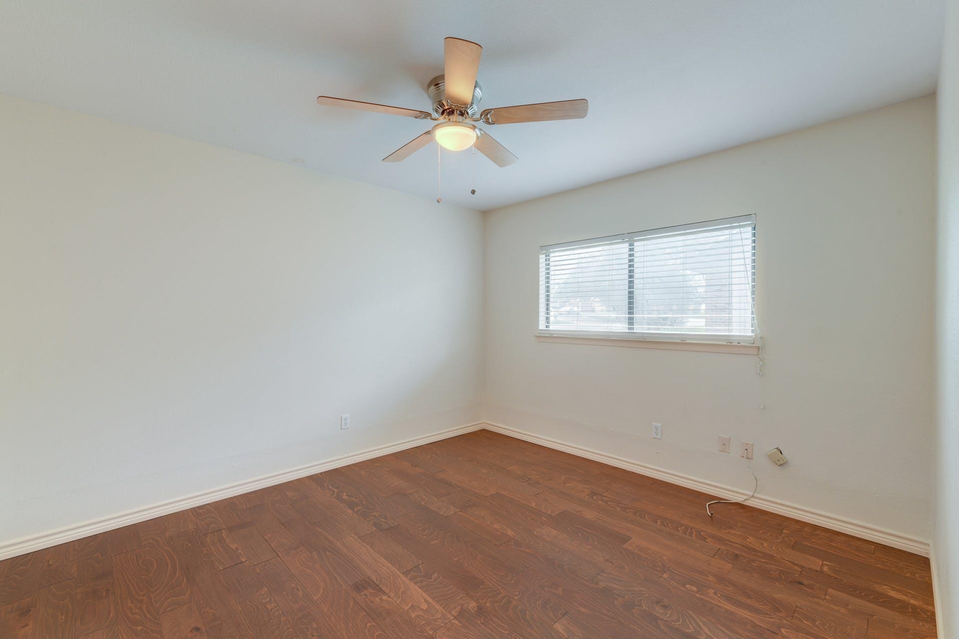 1802 Rawhide Dr #b Property Photo 13
