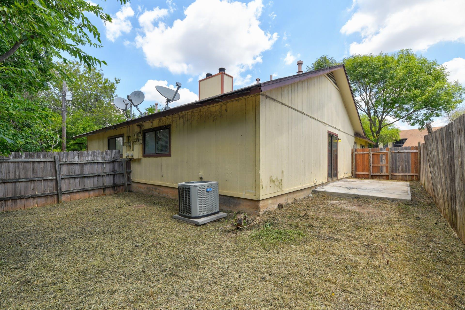 1802 Rawhide Dr #b Property Photo 18