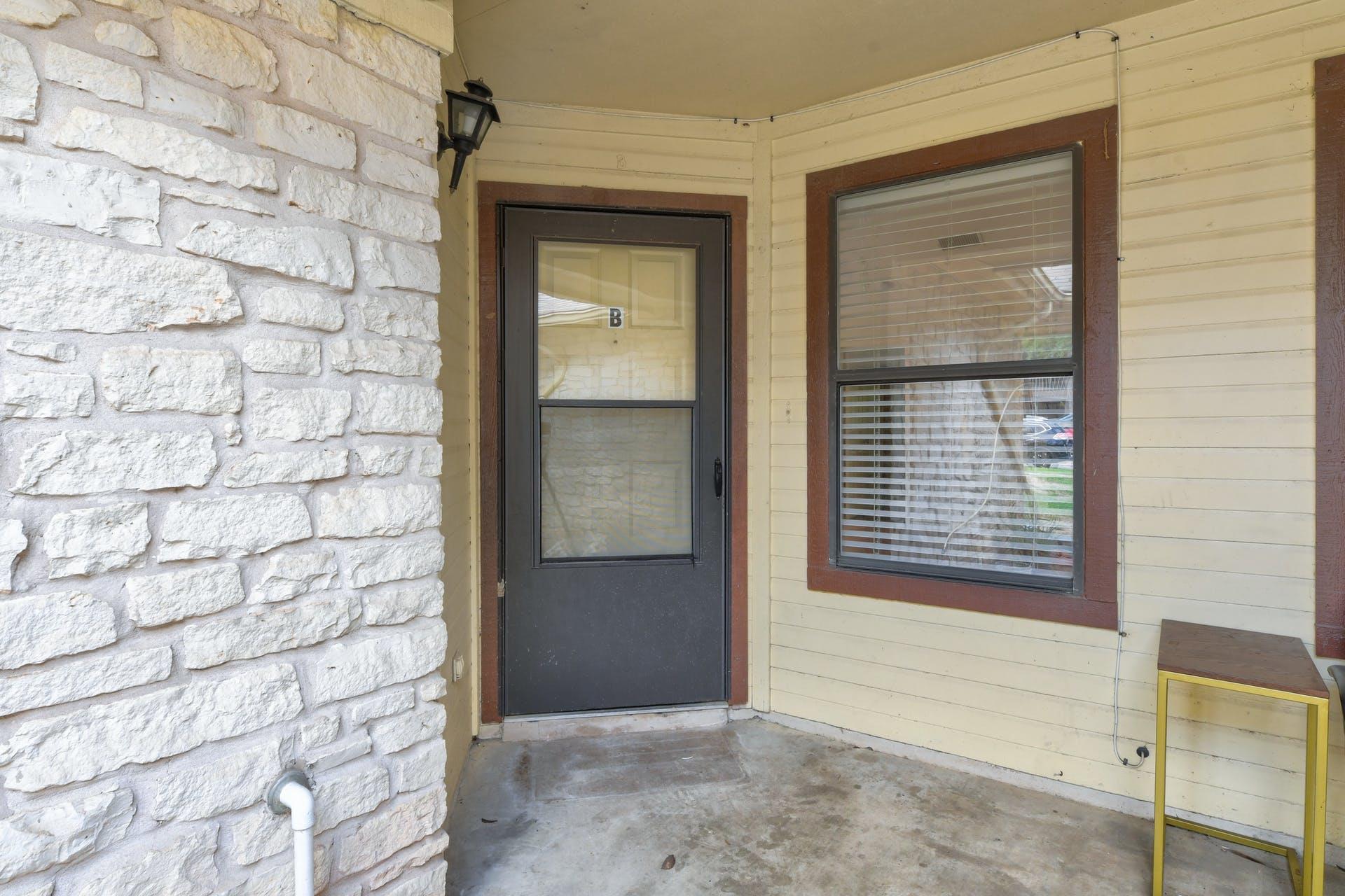 1802 Rawhide Dr #b Property Photo 19