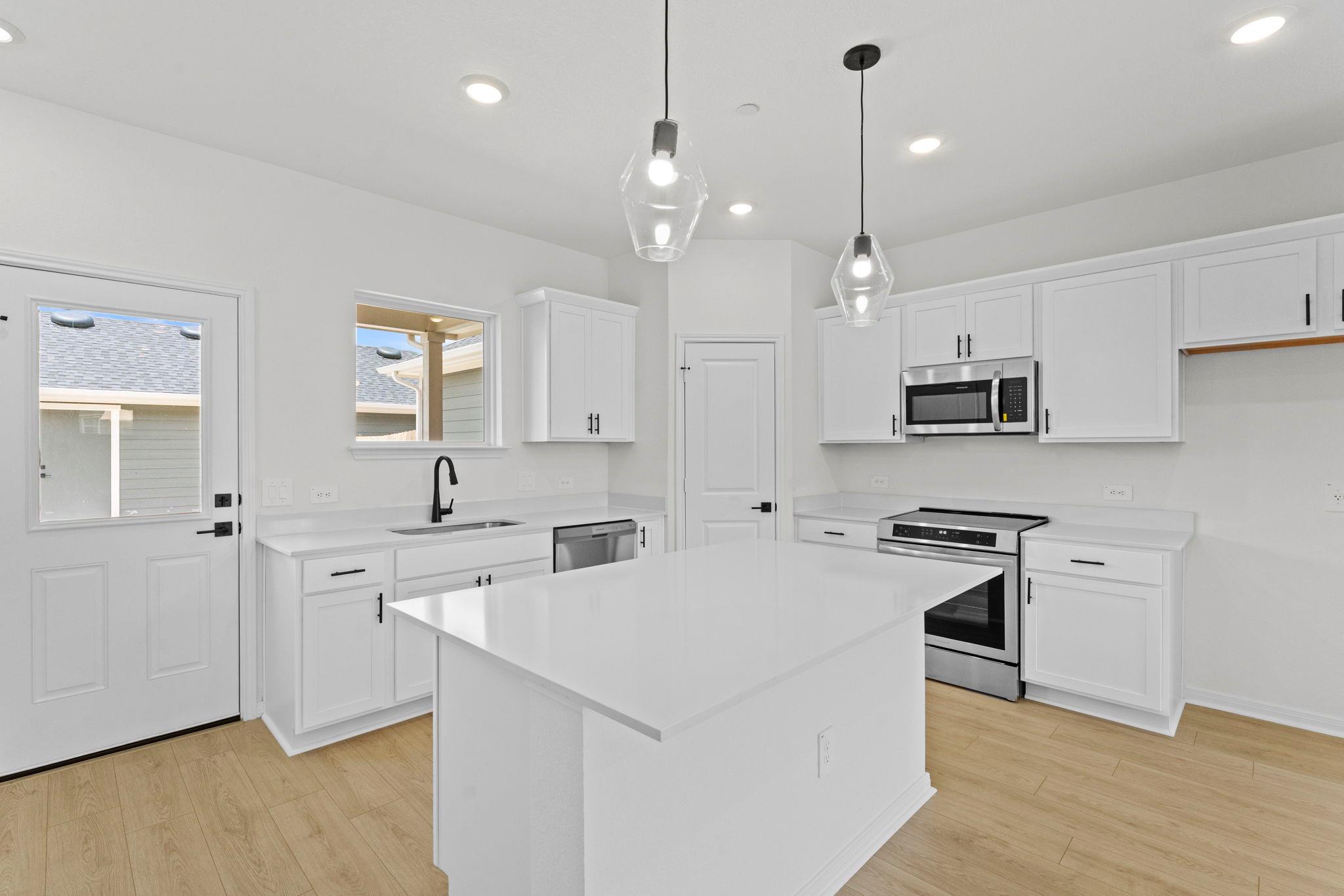 2540 Violet Theo Ln Property Photo 10