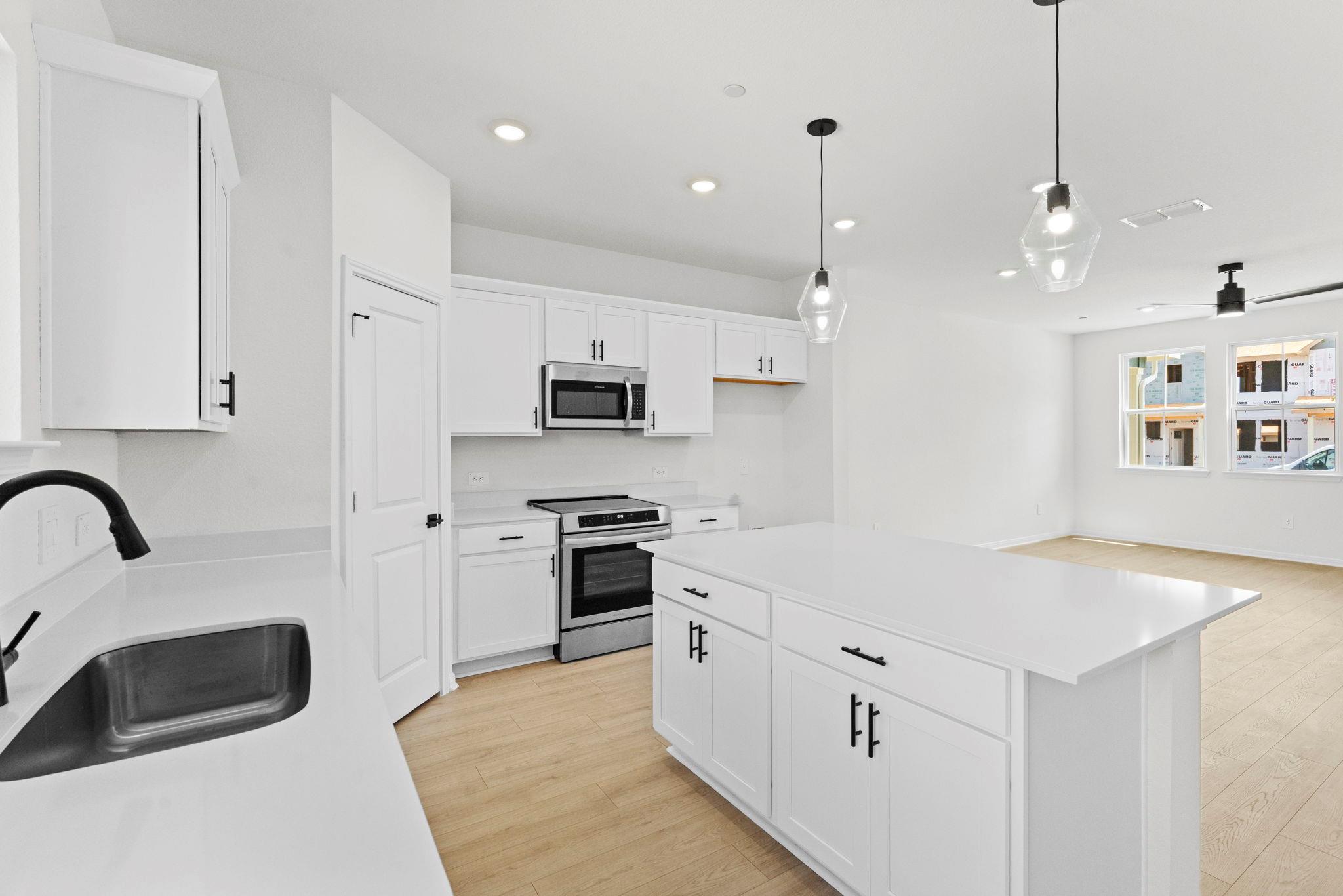 2540 Violet Theo Ln Property Photo 13