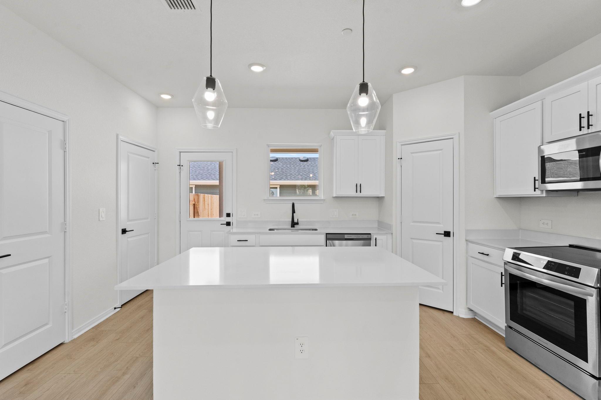 2540 Violet Theo Ln Property Photo 26