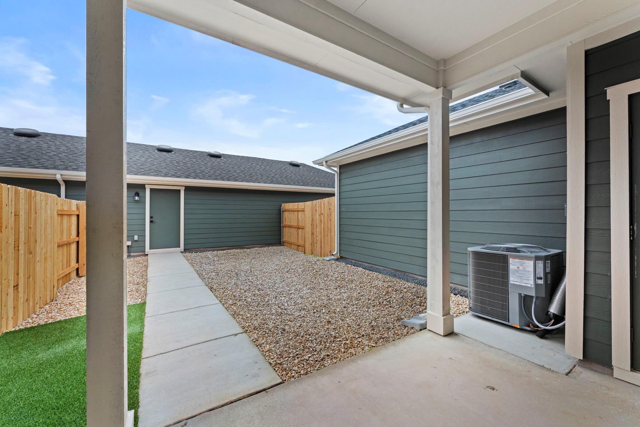 2540 Violet Theo Ln Property Photo 31
