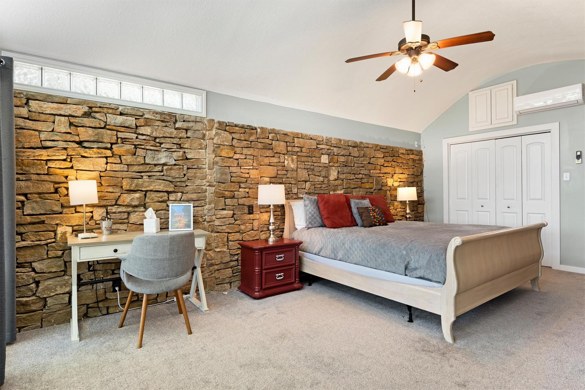 3708 River Oaks Dr Property Photo 8