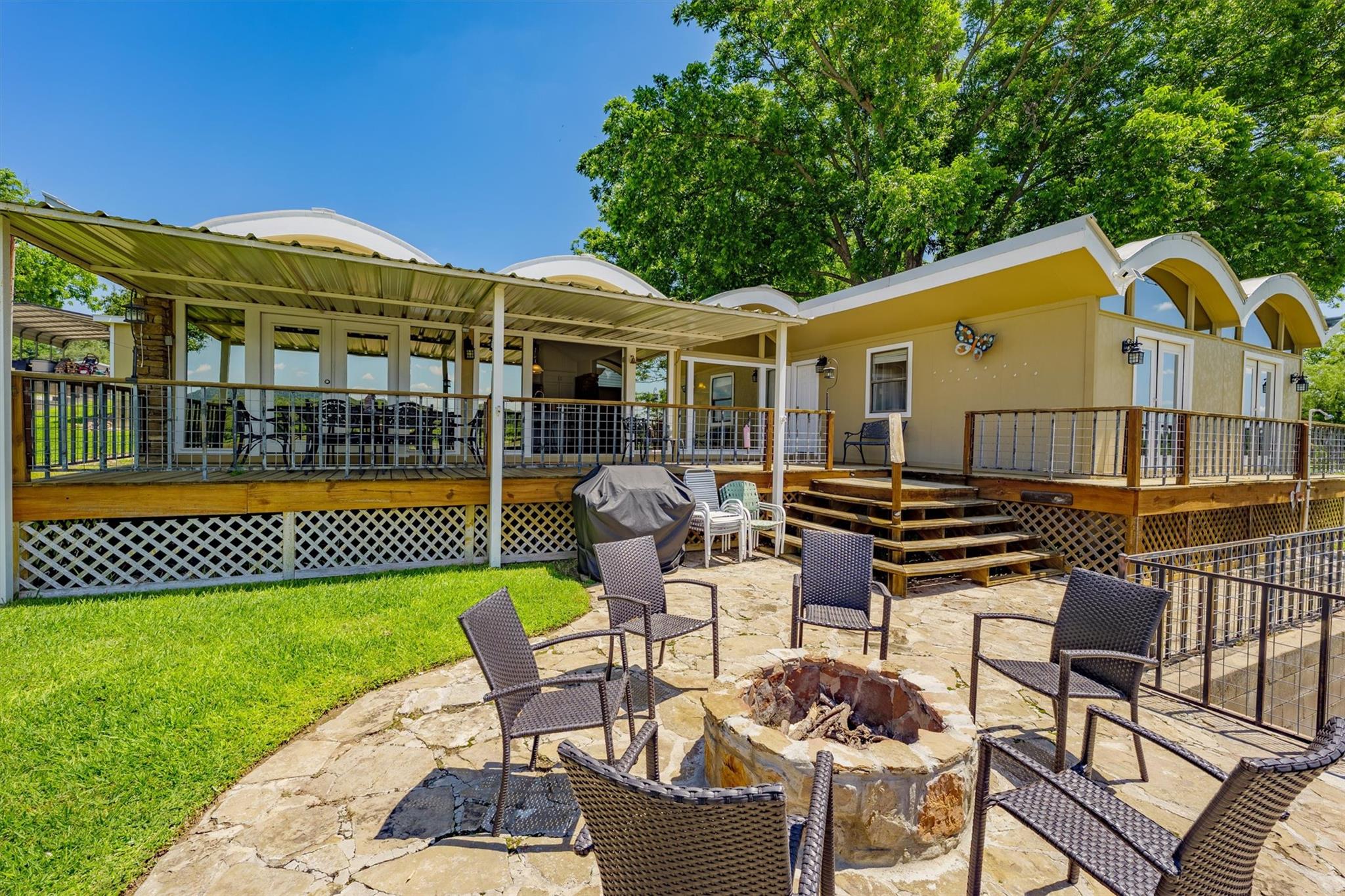 3708 River Oaks Dr Property Photo 22