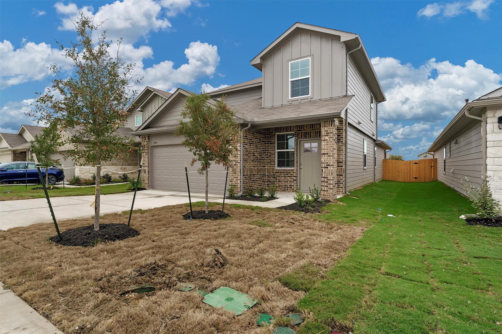 2909 Tweedy Trl Property Photo 5