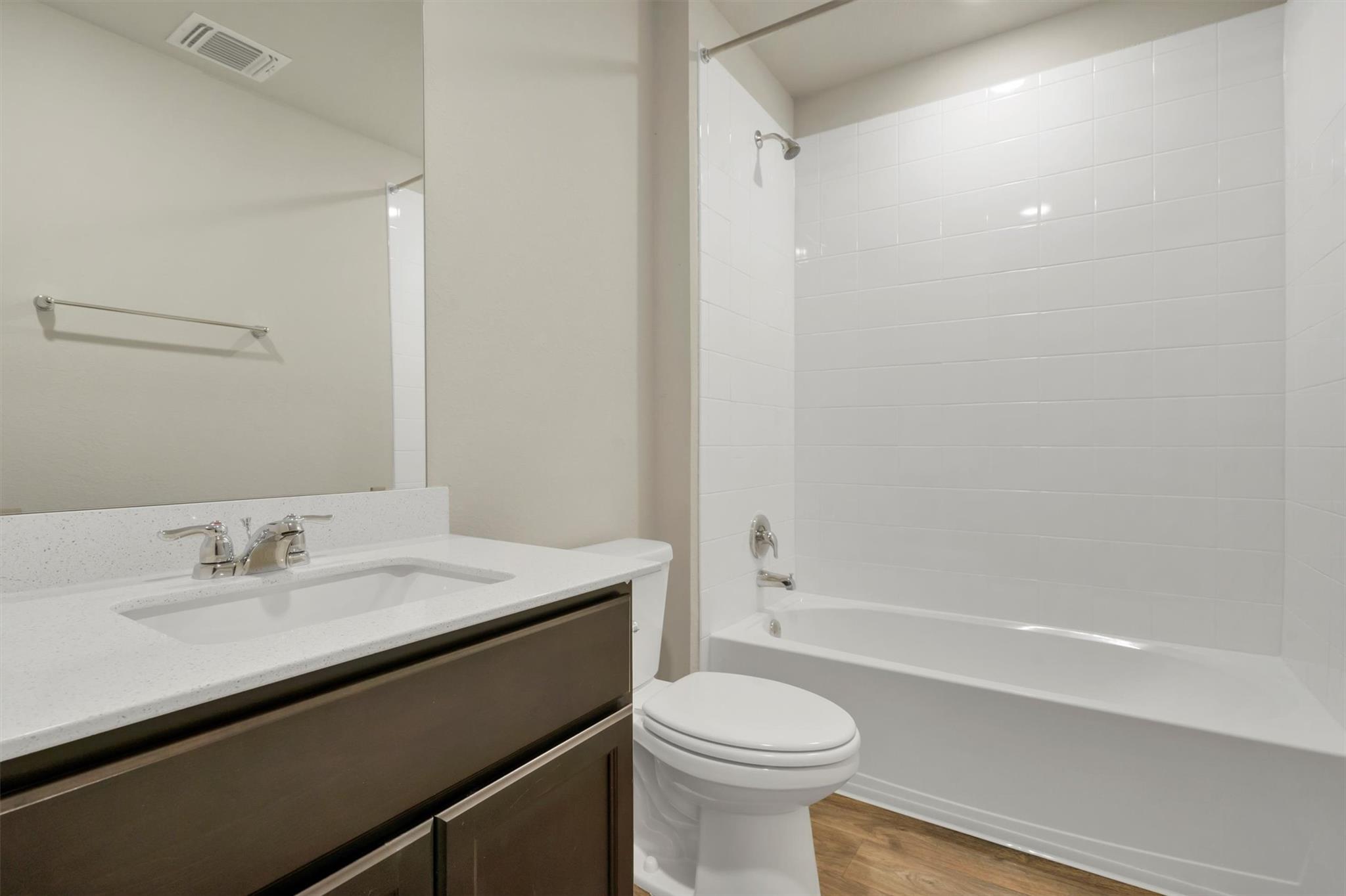 2909 Tweedy Trl Property Photo 11