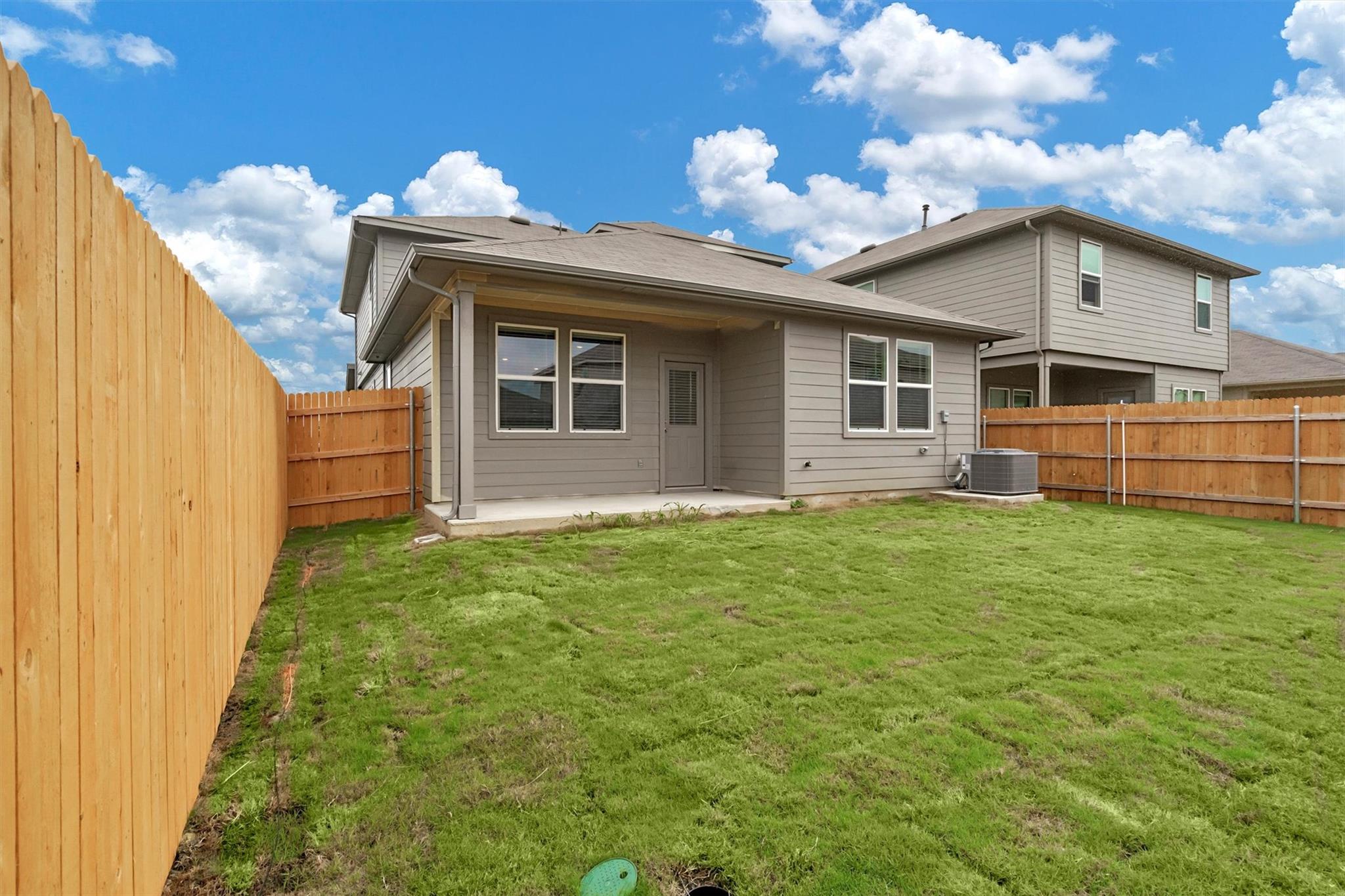 2909 Tweedy Trl Property Photo 23