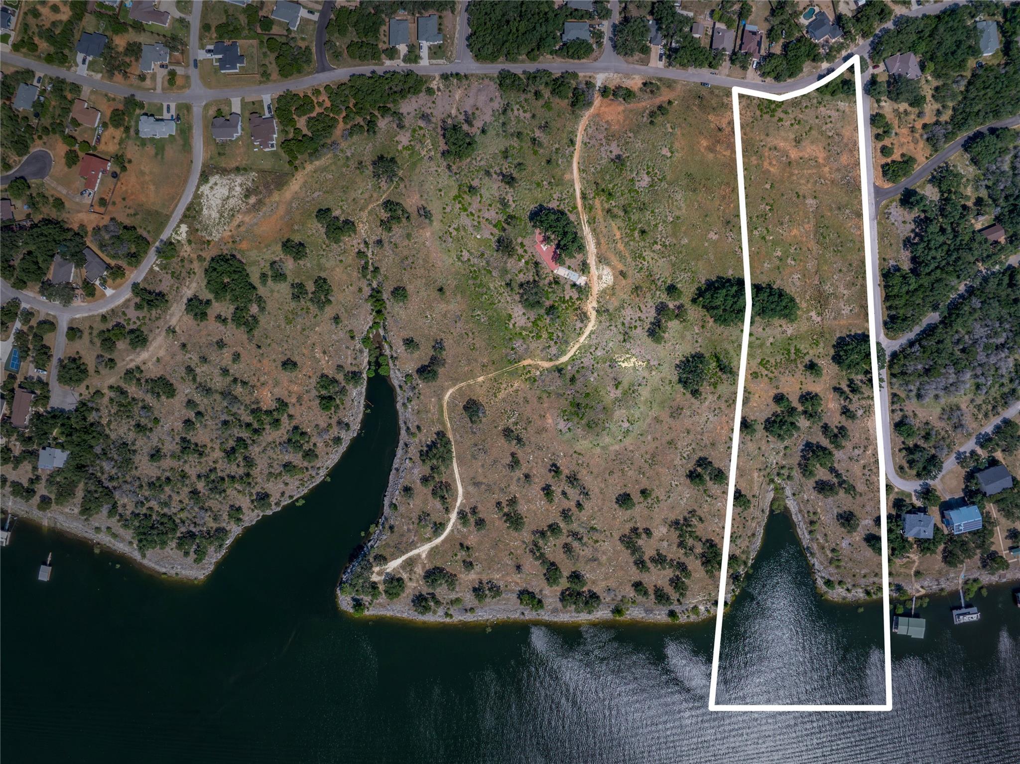 1900 Patriot Dr Property Photo 5