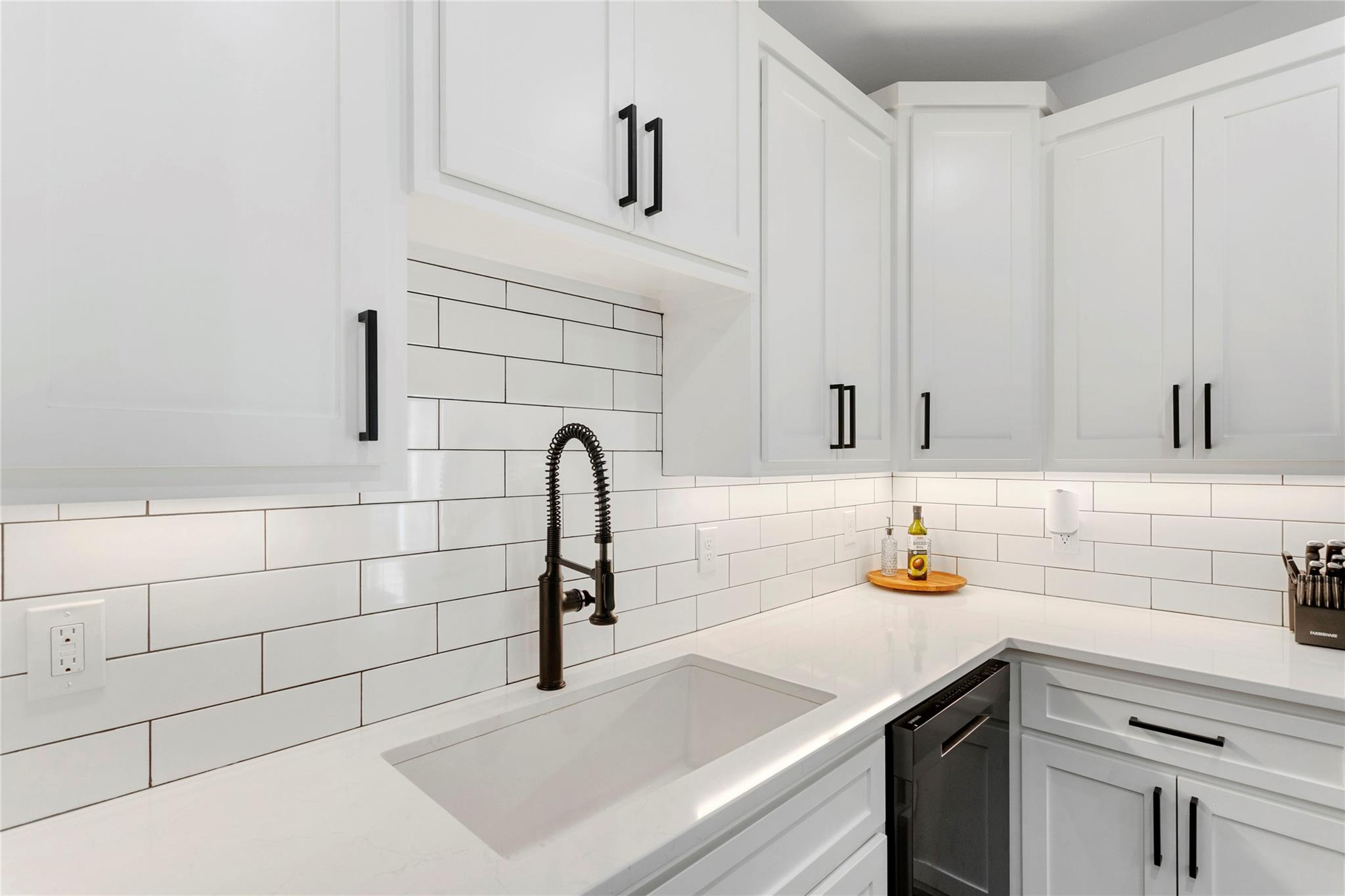 839 Cypress Ln Property Photo 12