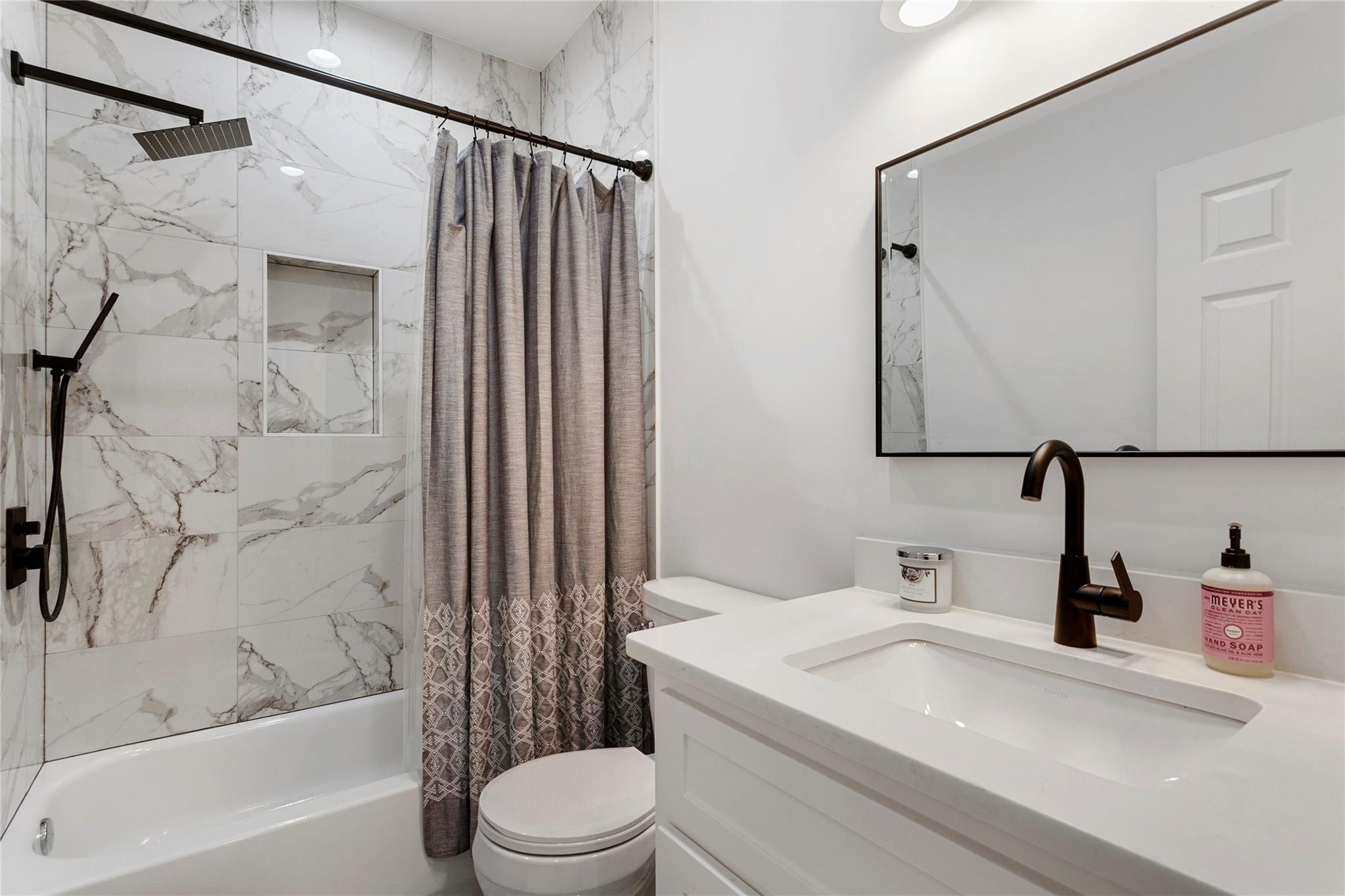 839 Cypress Ln Property Photo 14
