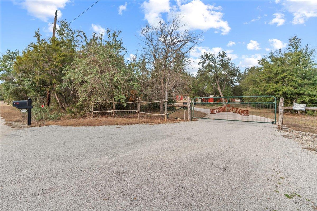 185 Trails End Rd Property Photo 32