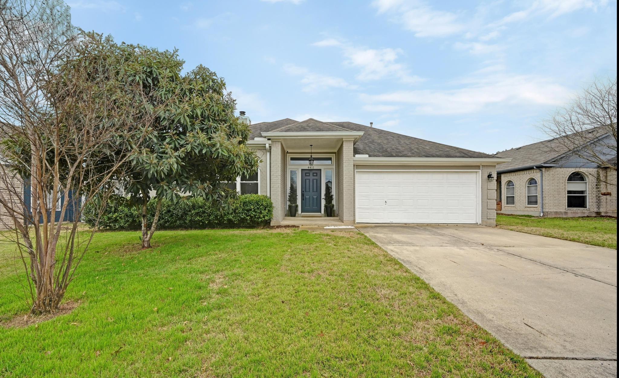 4411 Lendall Ln Property Photo