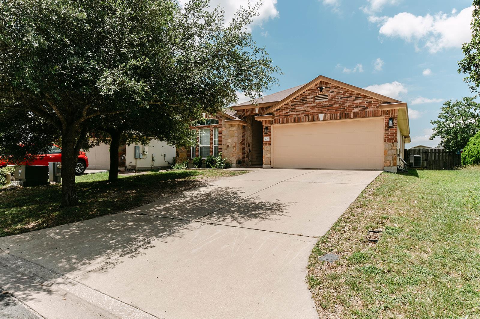 236 Bauxite Dr Property Photo 1