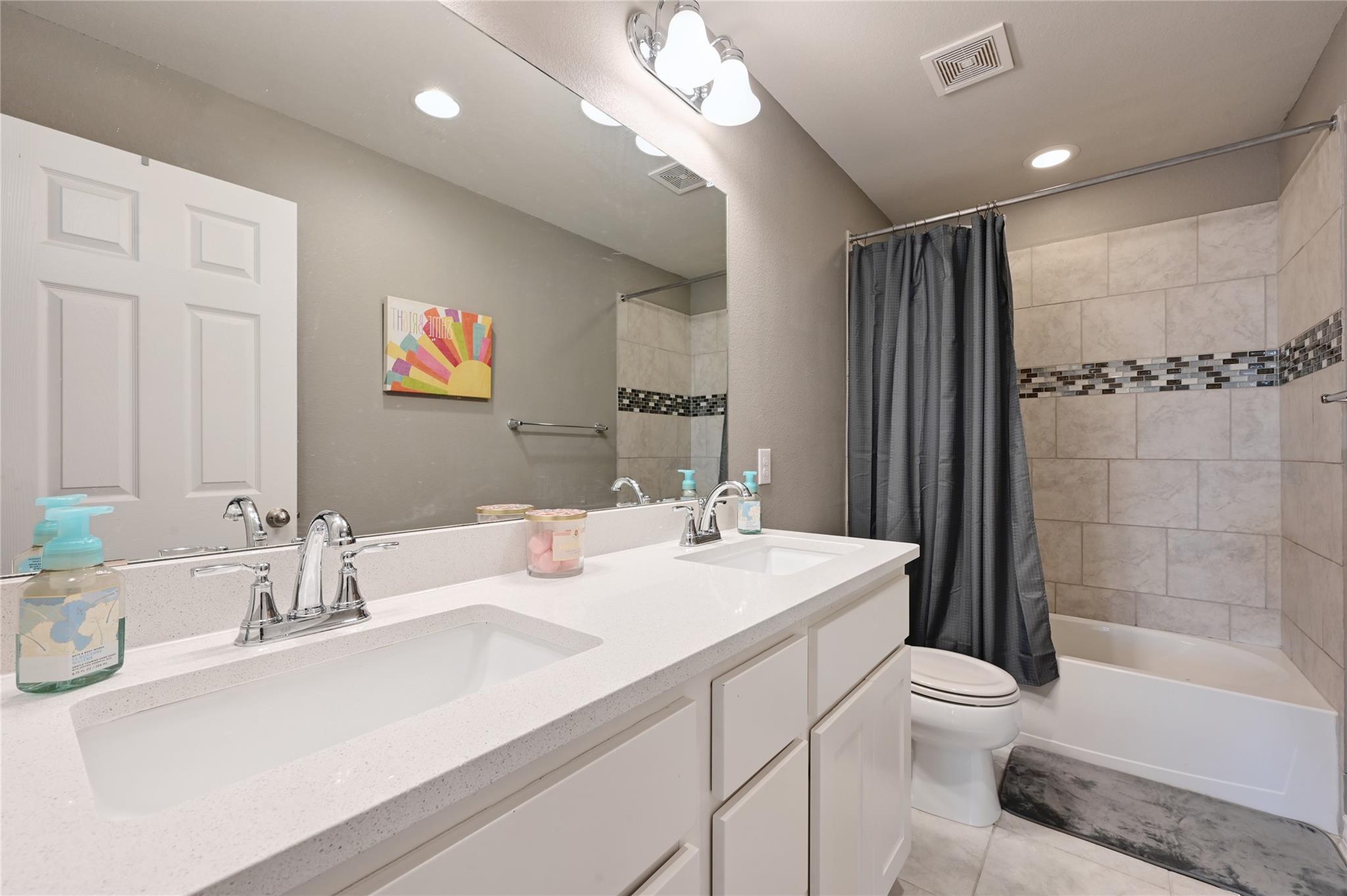 160 Thornless Cir Property Photo 27