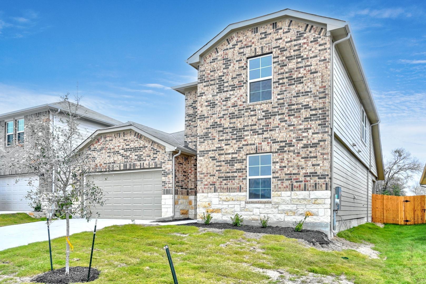 5905 Brocade Dr Property Photo