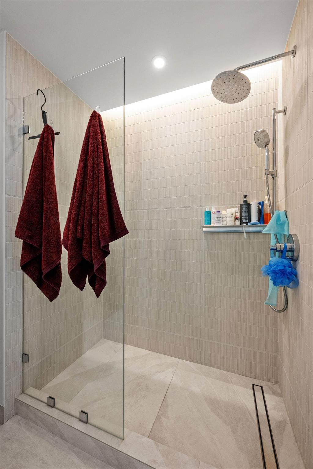610 Davis St #3805 Property Photo 16