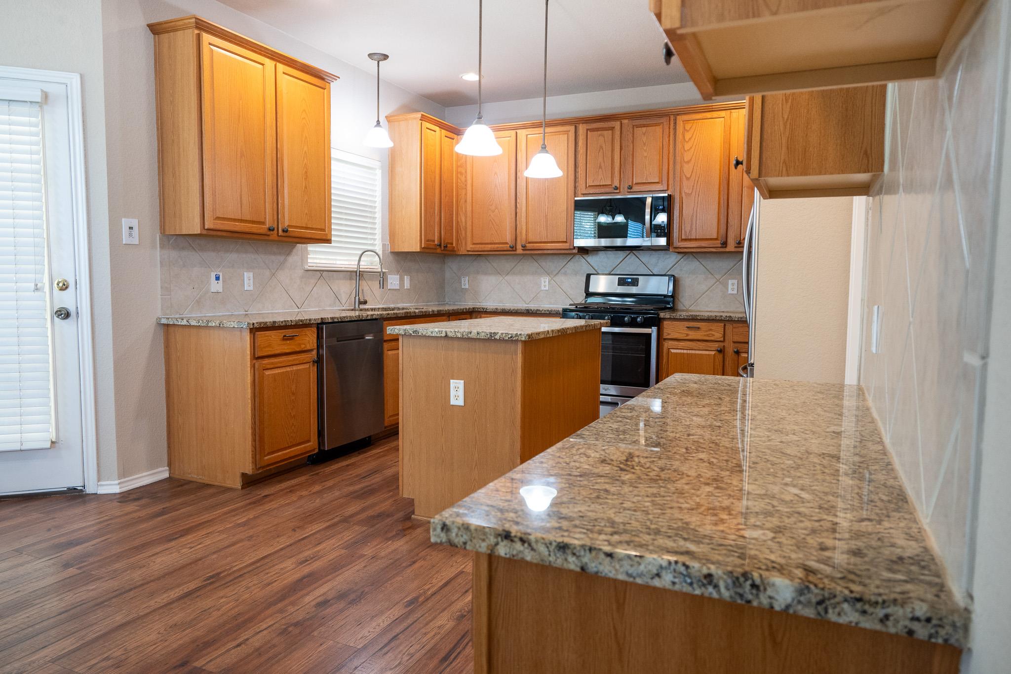2901 Fleet Dr Property Photo 13