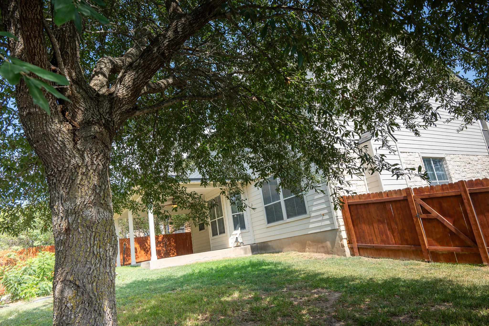2901 Fleet Dr Property Photo 37