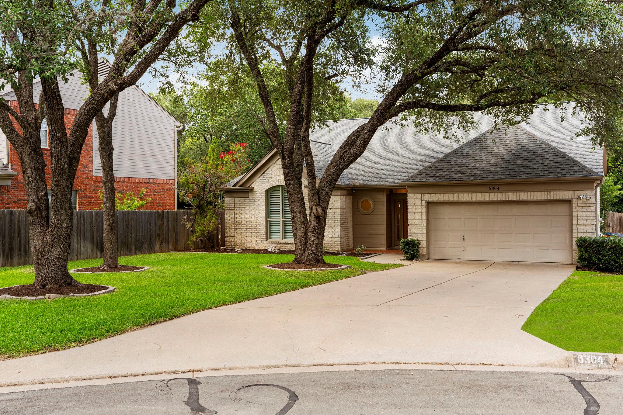 6304 Walebridge Ln Property Photo 10