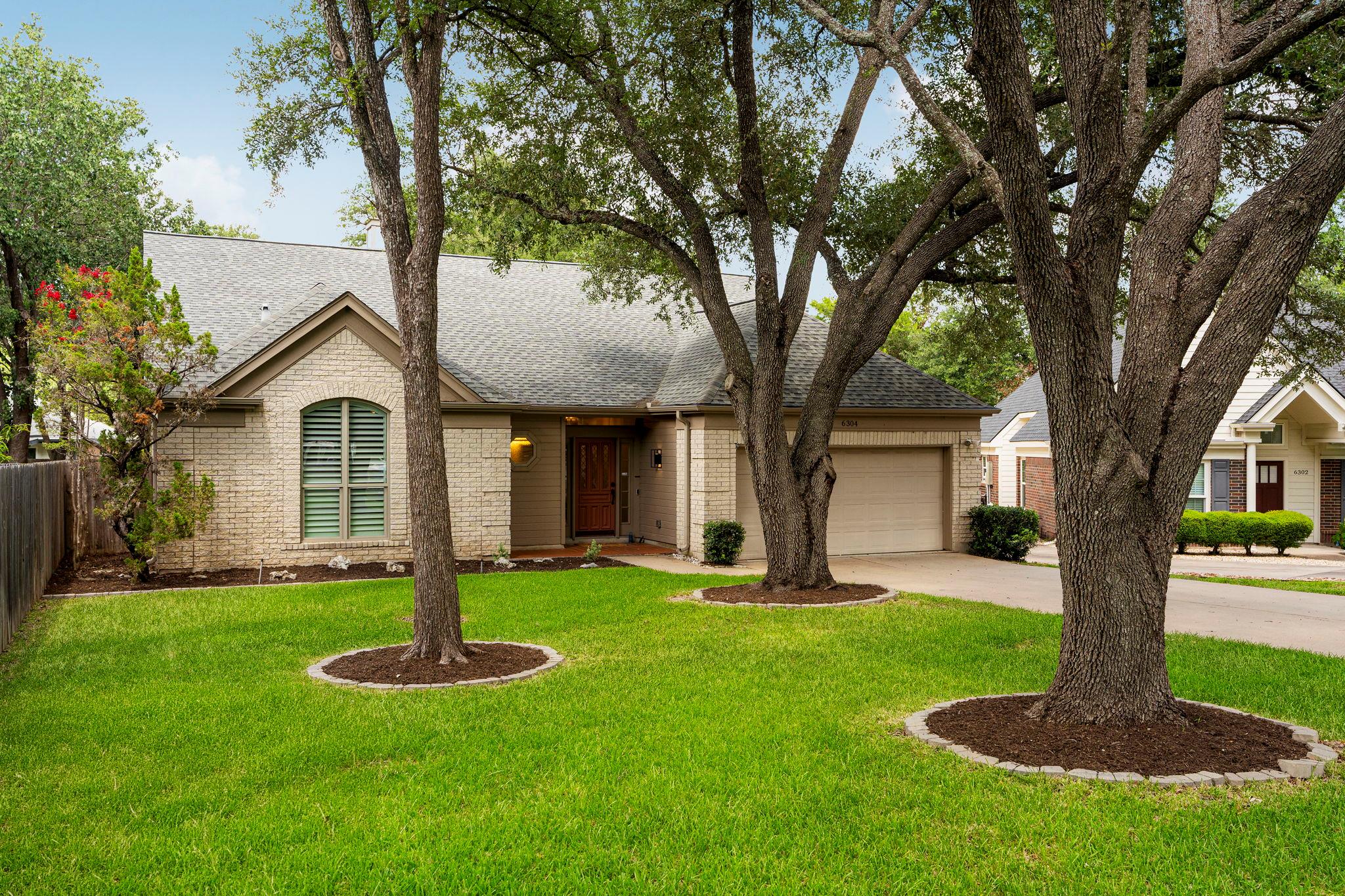 6304 Walebridge Ln Property Photo 11