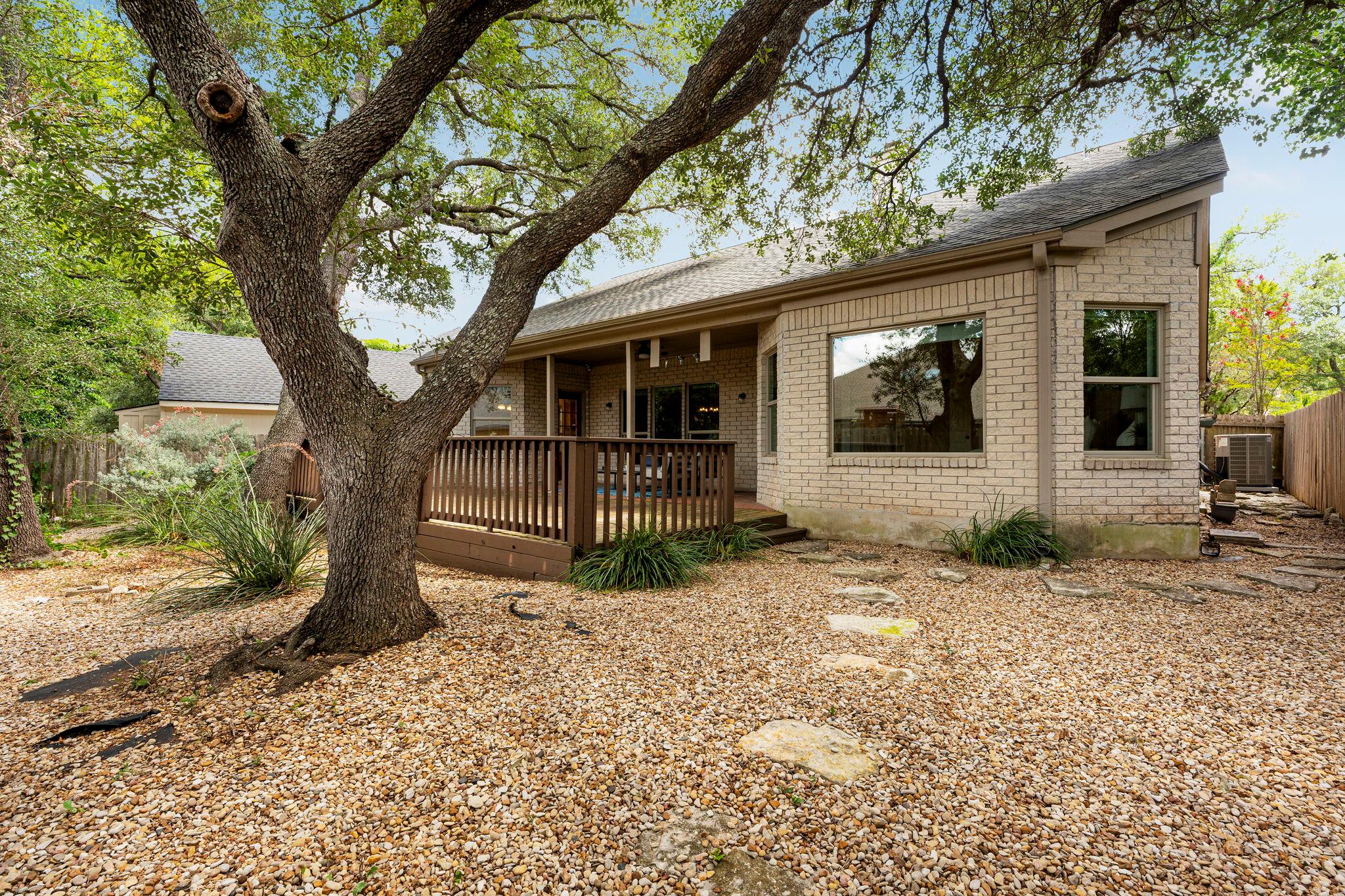 6304 Walebridge Ln Property Photo 28