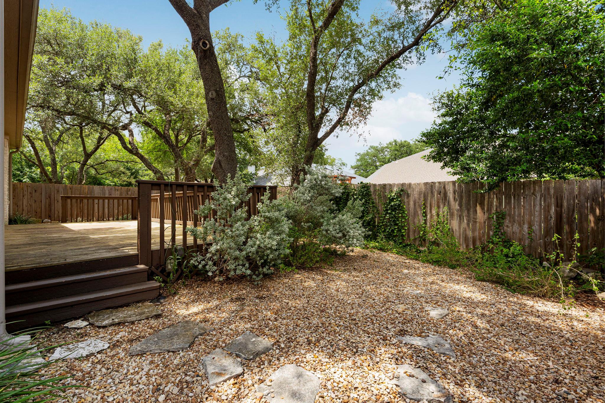 6304 Walebridge Ln Property Photo 29