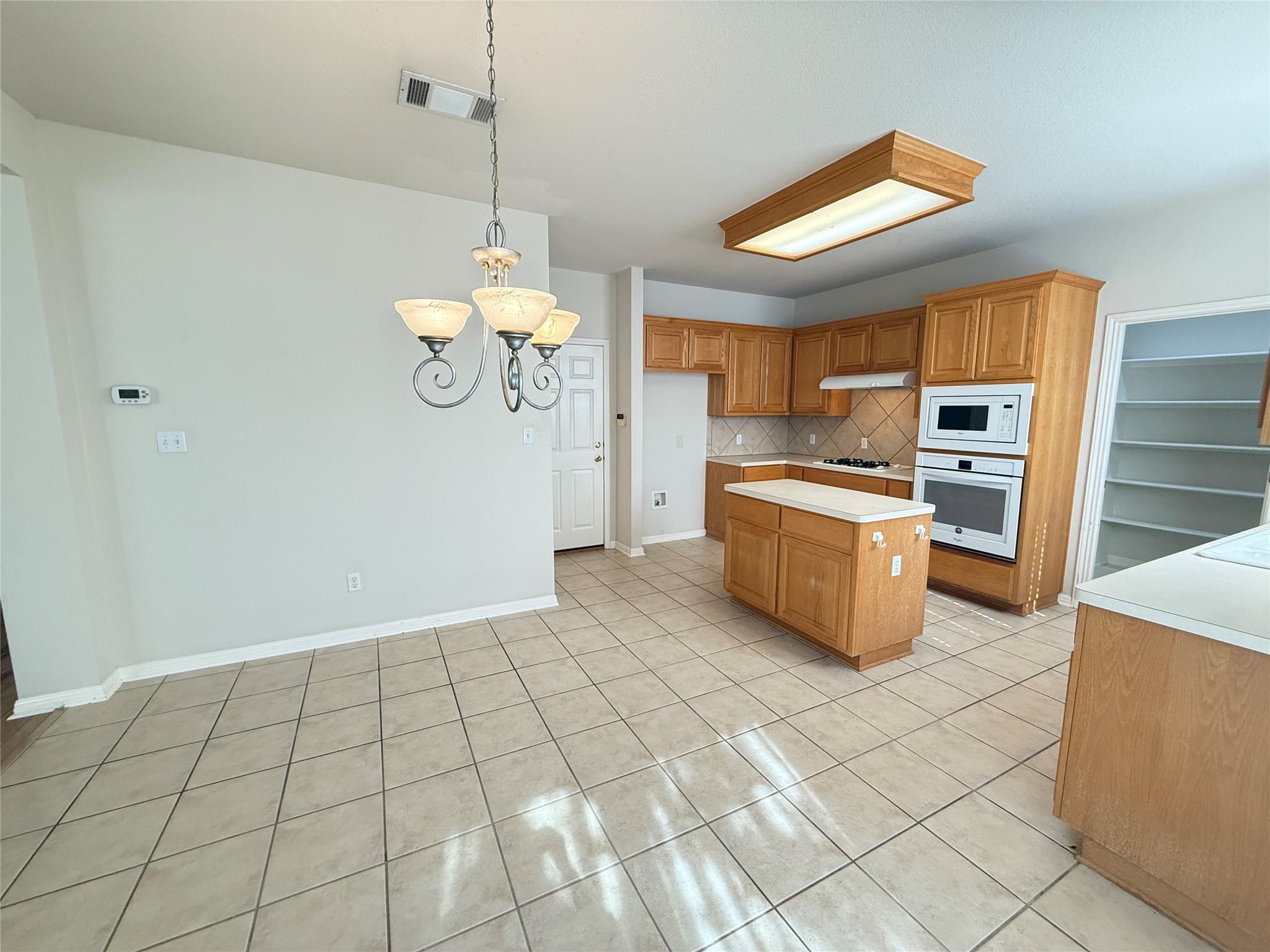 11129 Sandstone Trl Property Photo 12