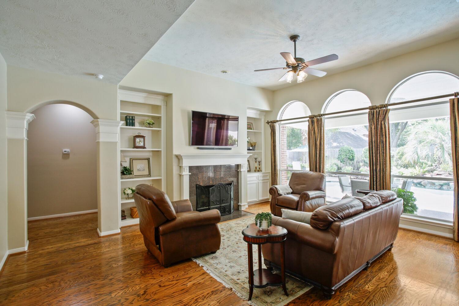 17335 W Copper Lakes Dr Property Photo 13