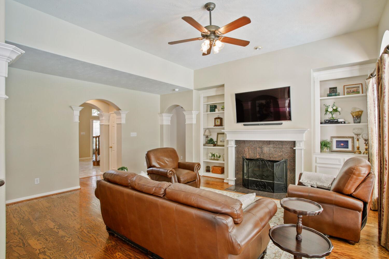 17335 W Copper Lakes Dr Property Photo 15