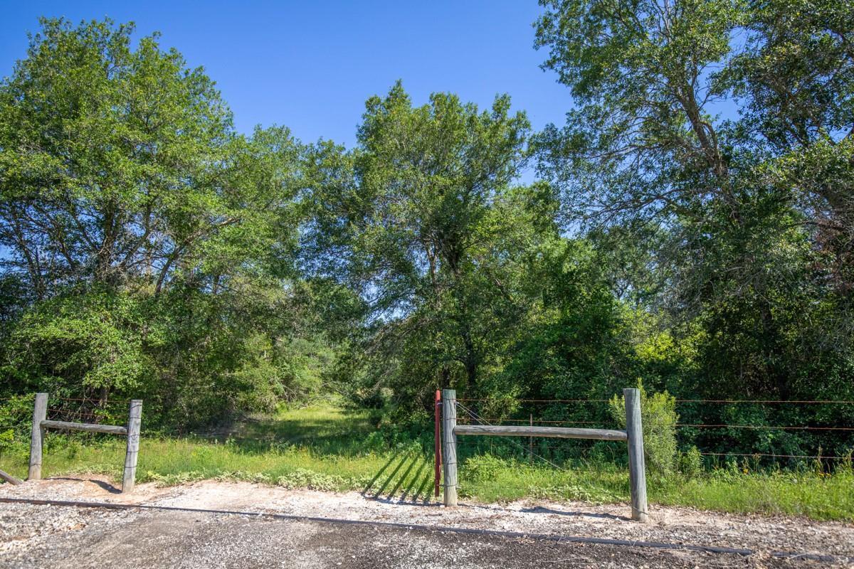 500 Fm 1953 Property Photo 27