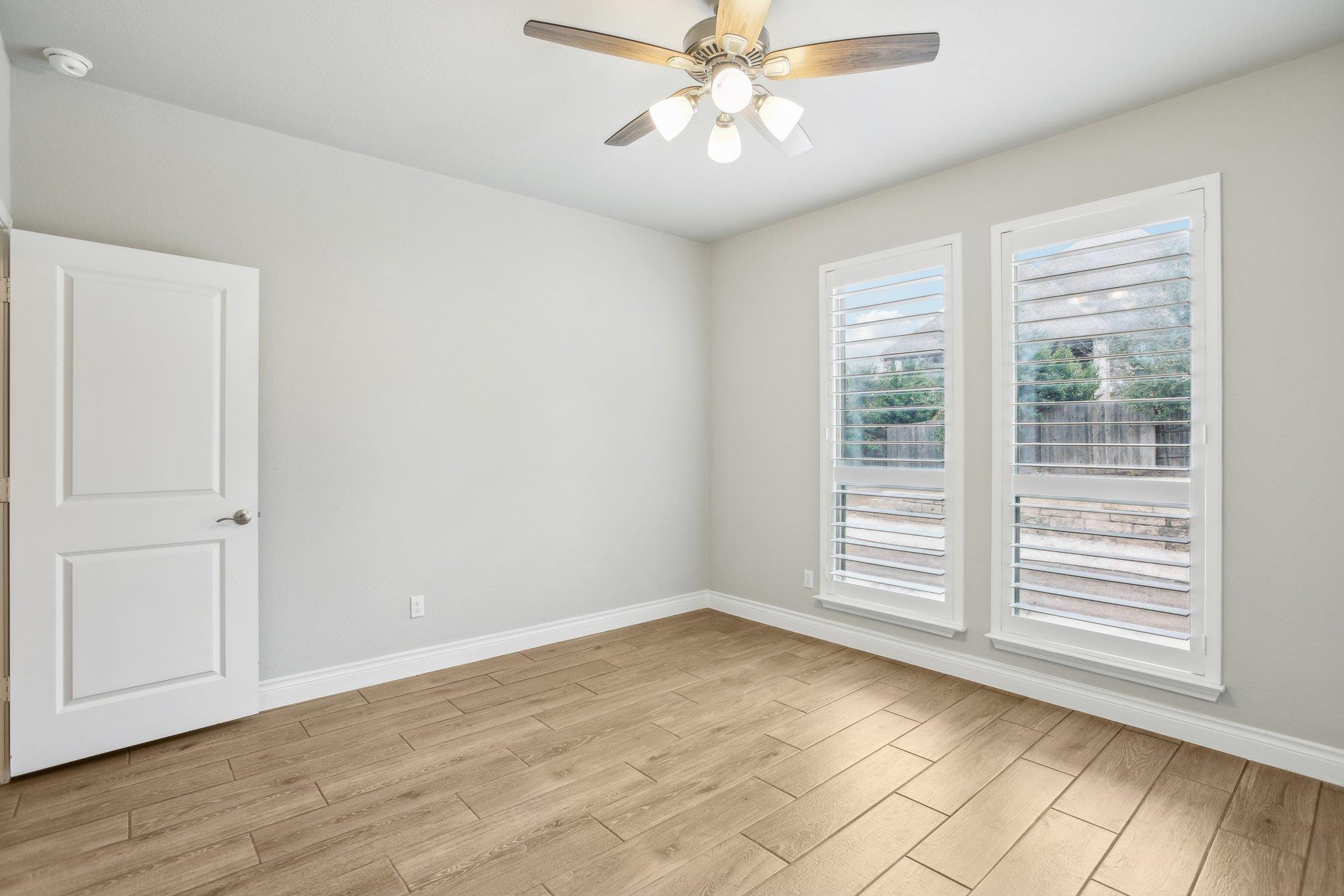 185 Honey Bee Ln Property Photo 18