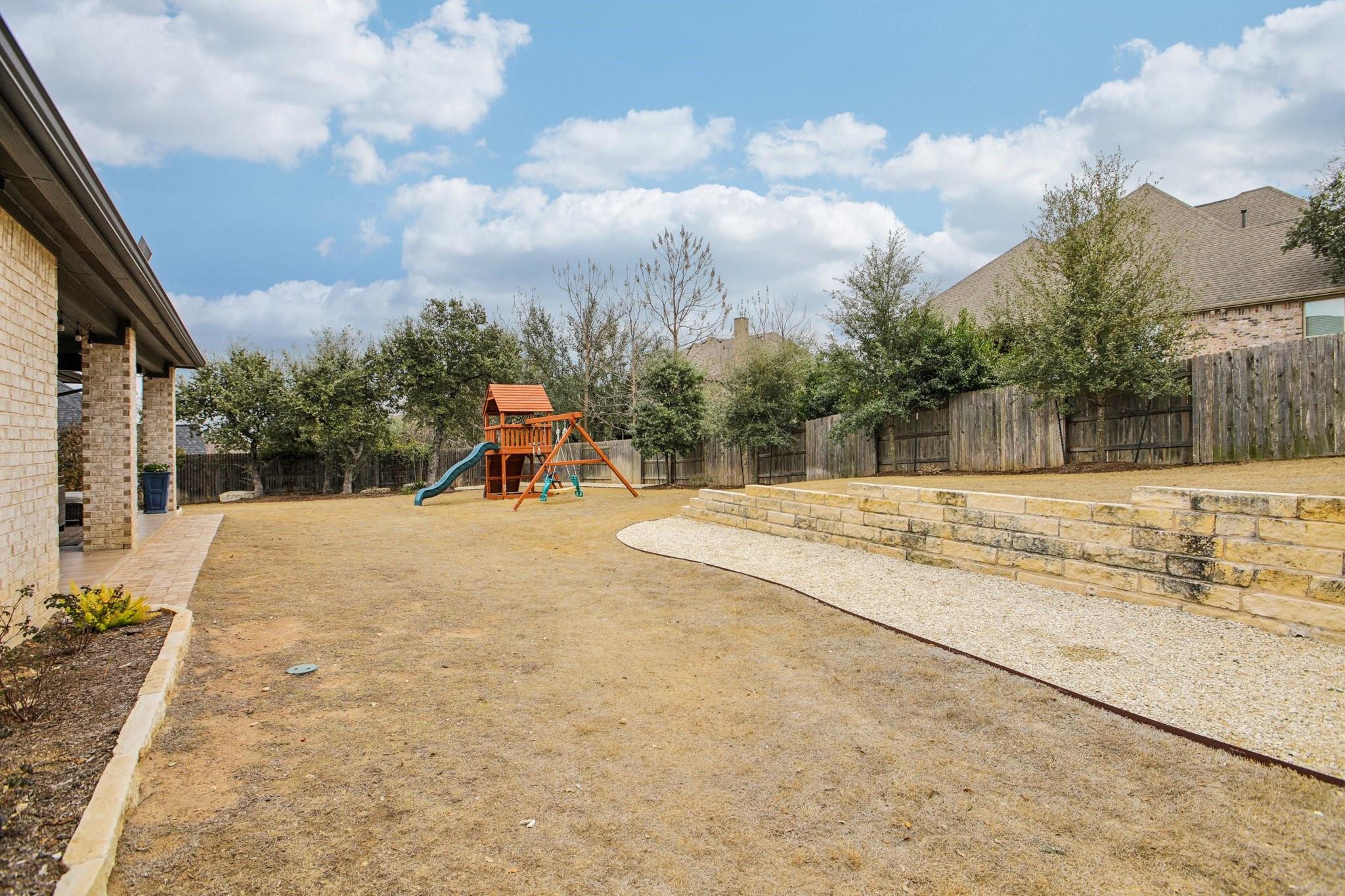 185 Honey Bee Ln Property Photo 32