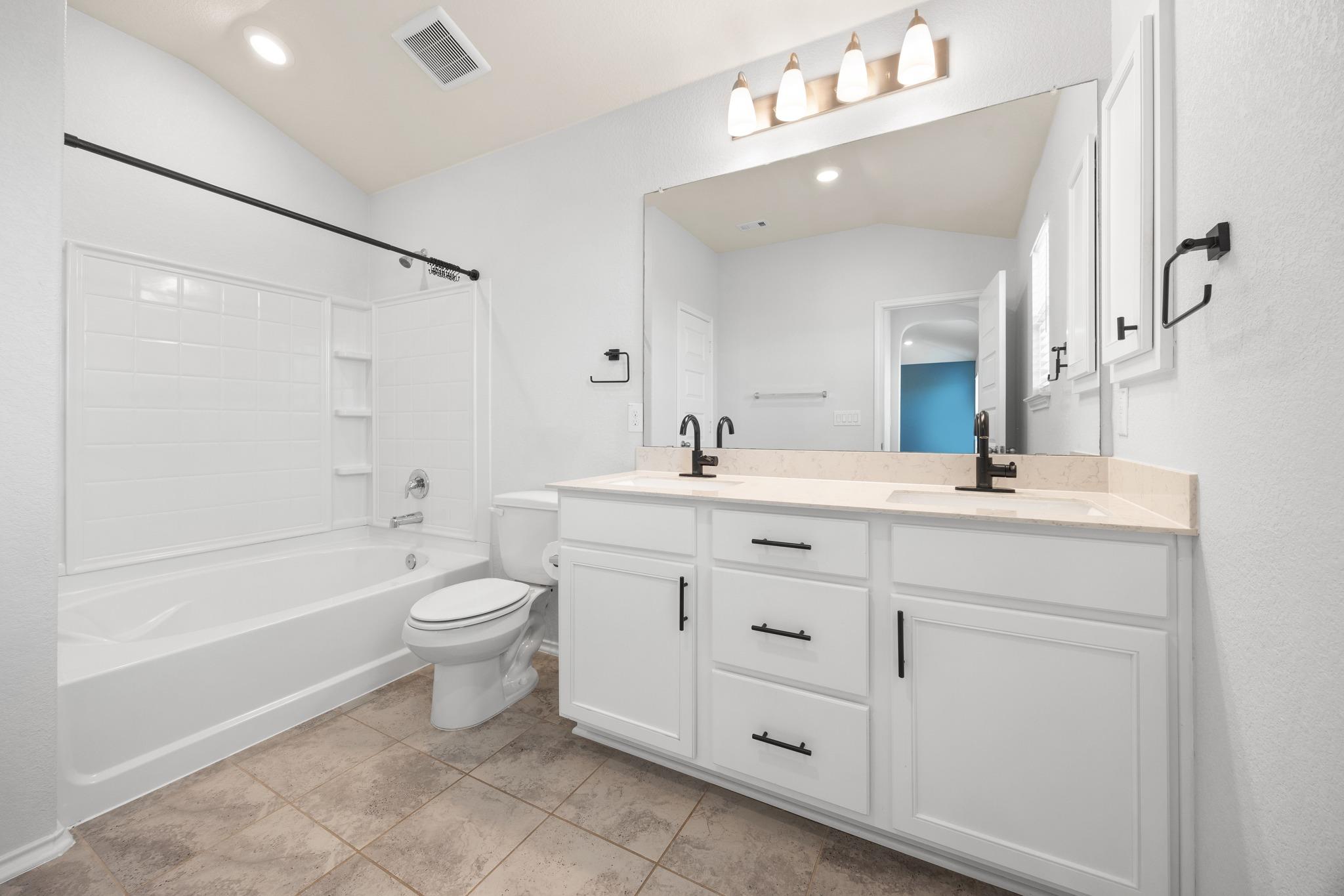 121 Kulmbacher Dr Property Photo 24