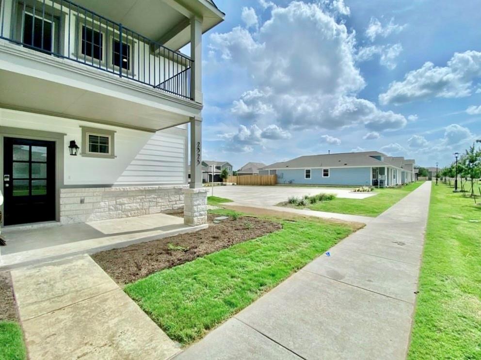 2525 Pecan Island Dr Property Photo 2