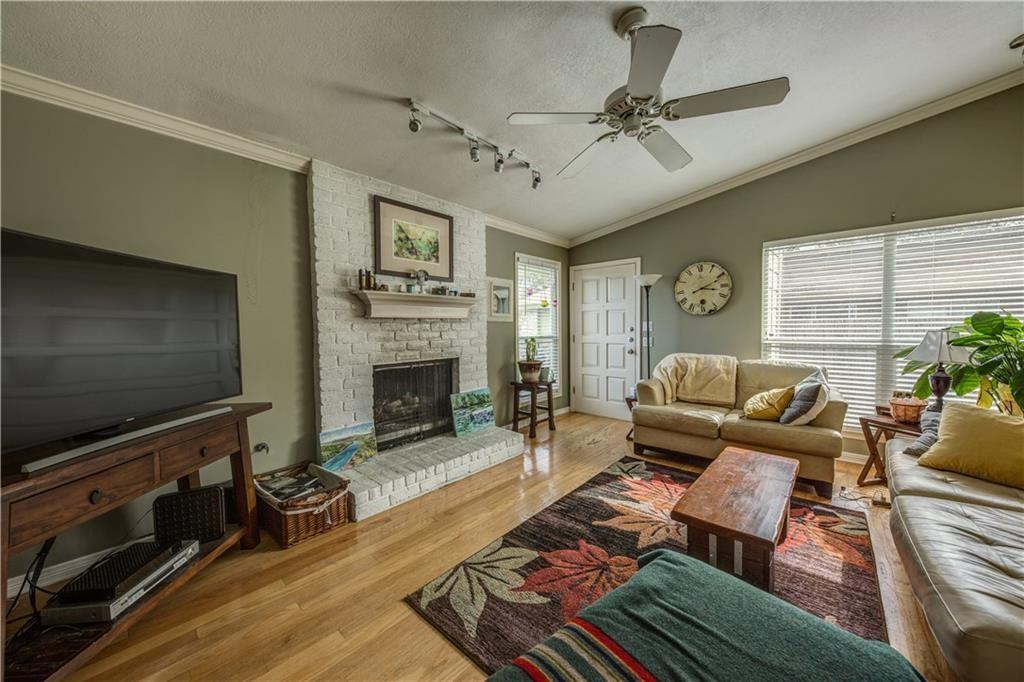11902 Broad Oaks Dr Property Photo 16