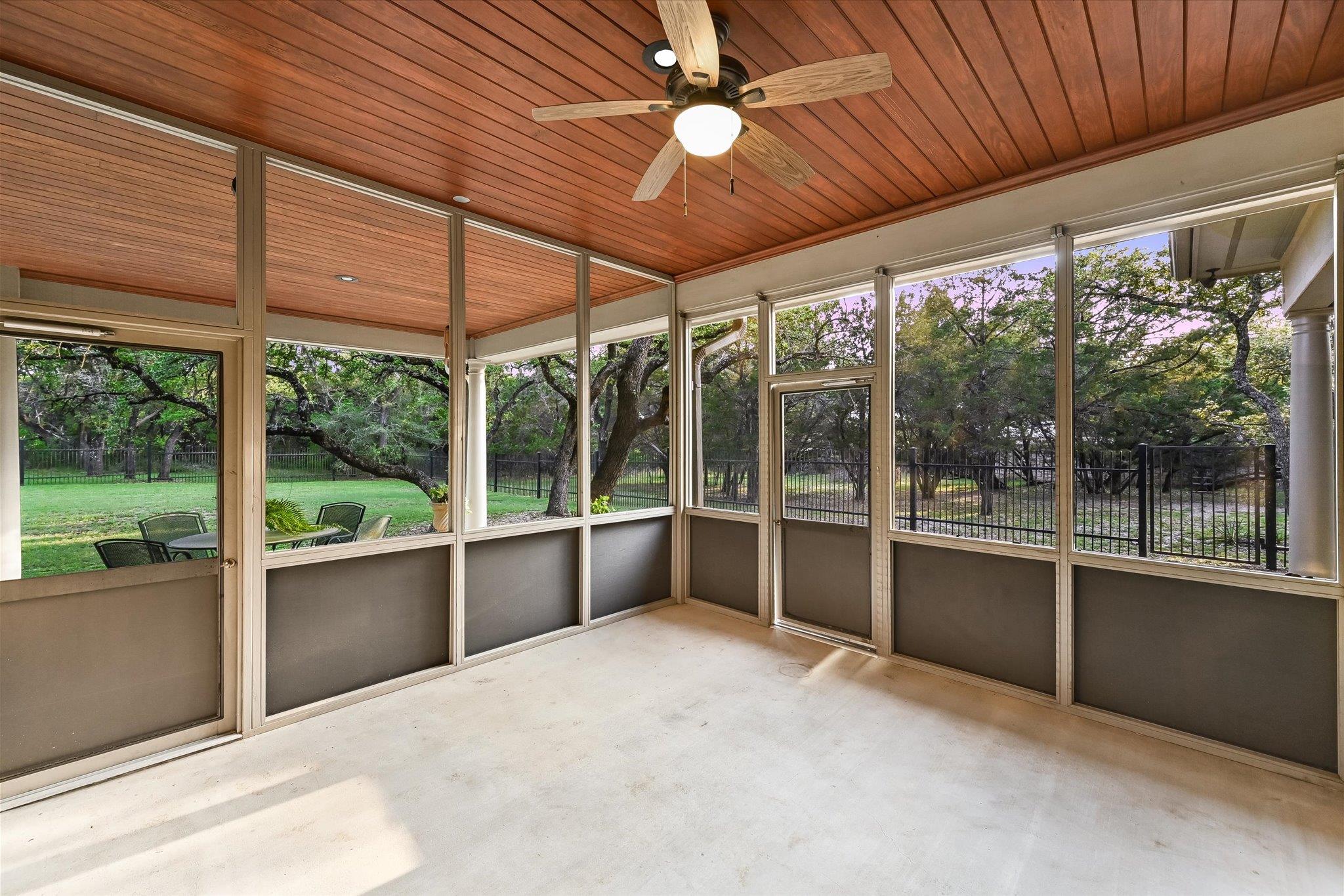 601 Southriver None Property Photo 18