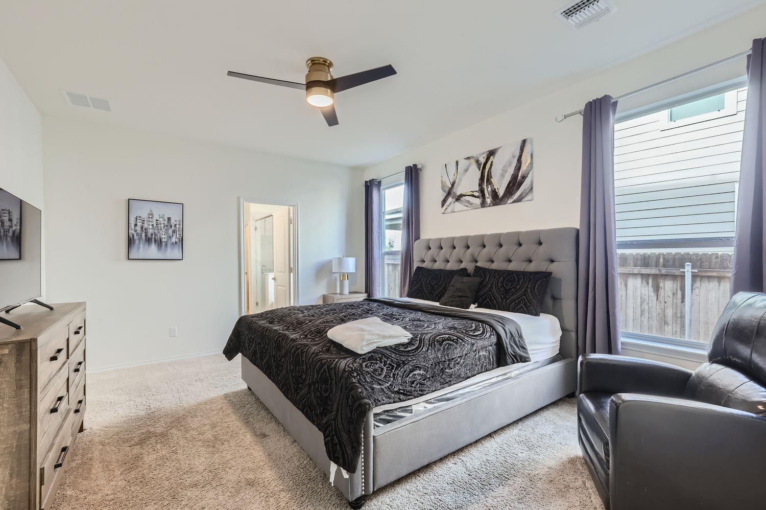 2110 Goji Ln Property Photo 13