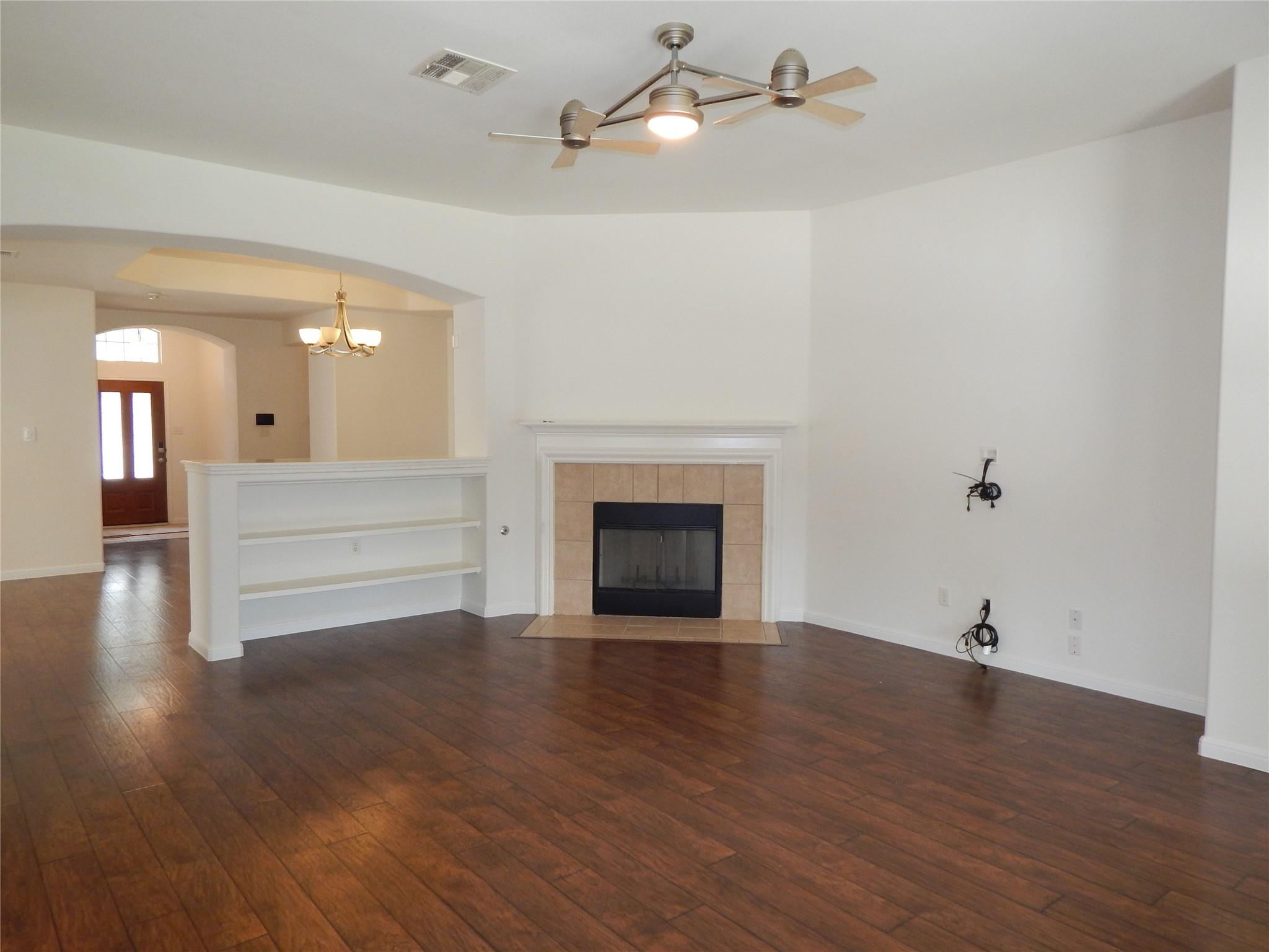 1536 Clary Sage Loop Property Photo 6