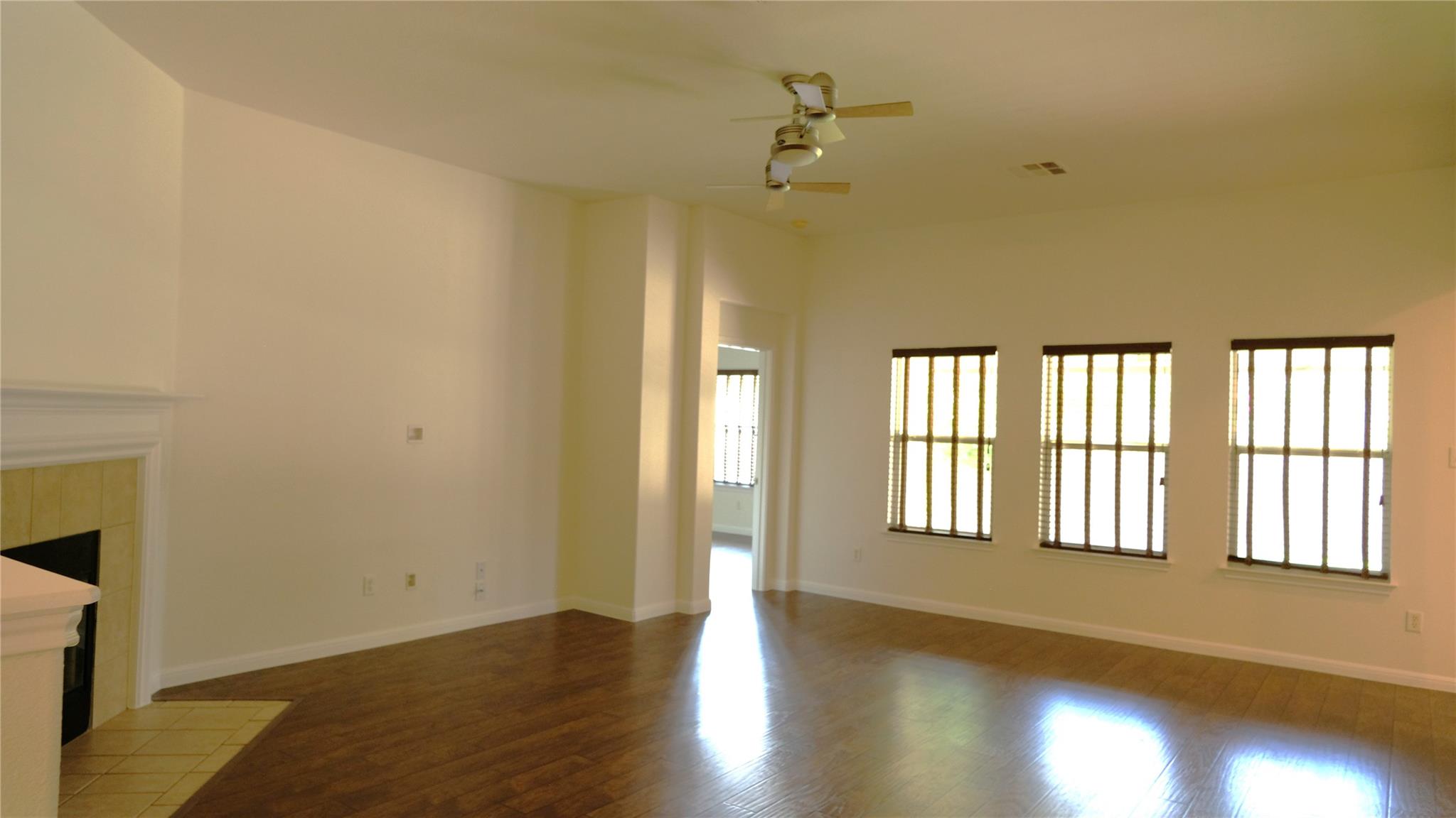 1536 Clary Sage Loop Property Photo 11